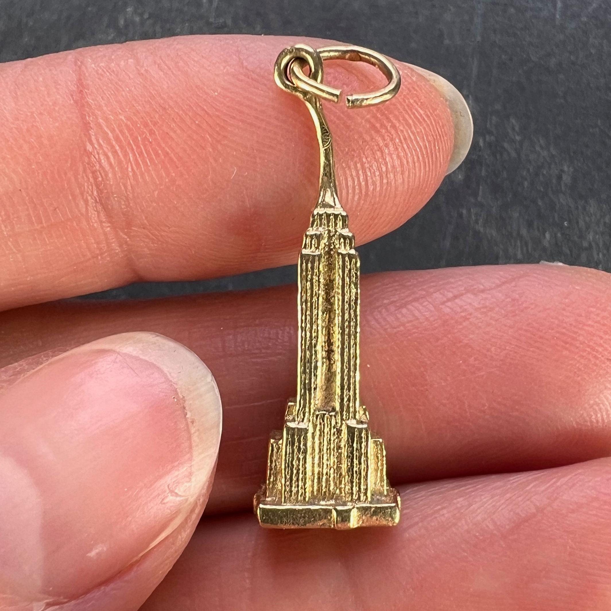 Ciondolo Charm Empire State Building New York in oro giallo 14K 1