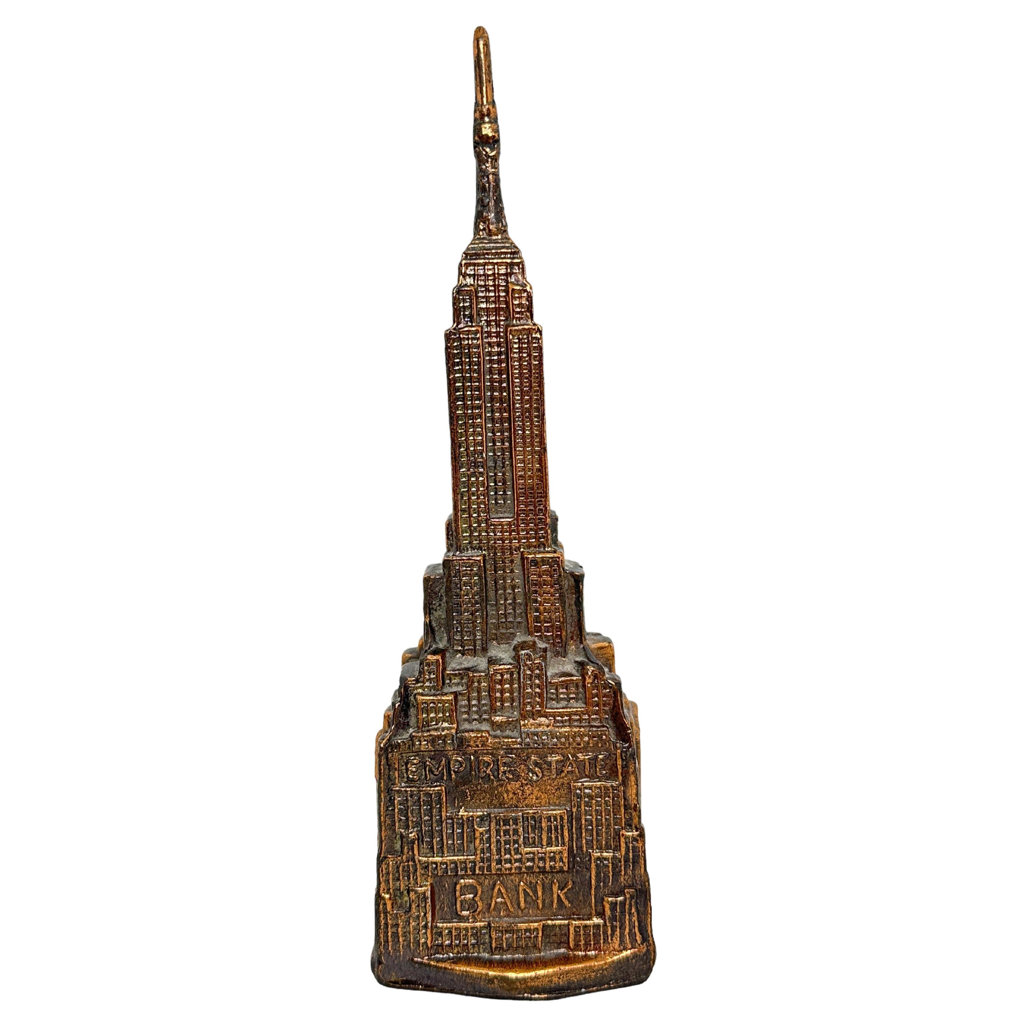 Empire State Building Souvenir Metall Geldkasten Piggy Bank Vintage, 1960er Jahre