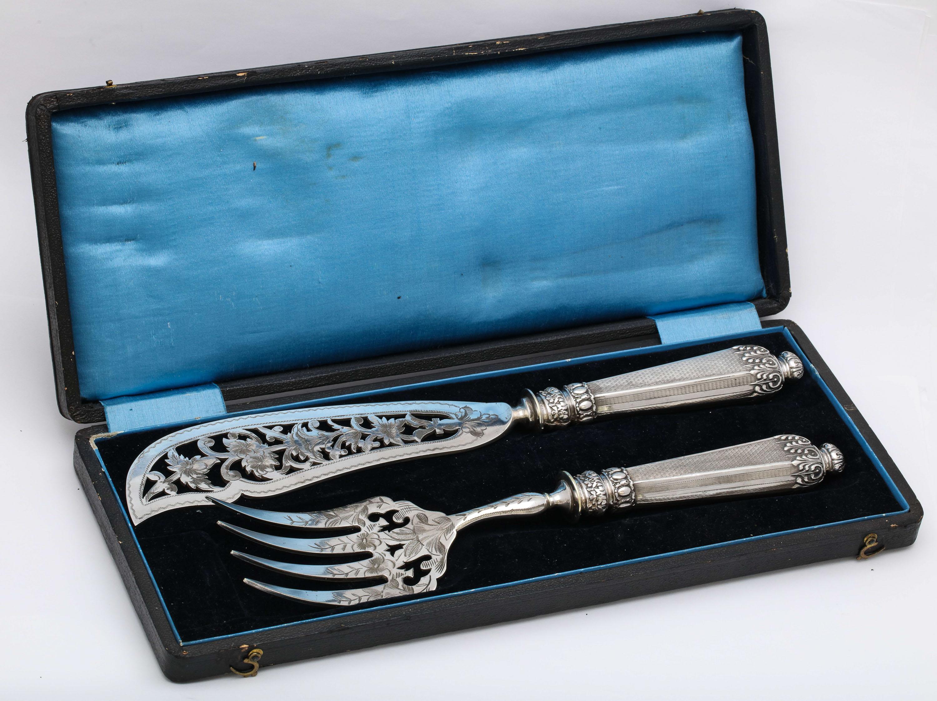 French Empire, Sterling Silver-Mounted Two-Piece Fish Set in Original Box, Paris For Sale