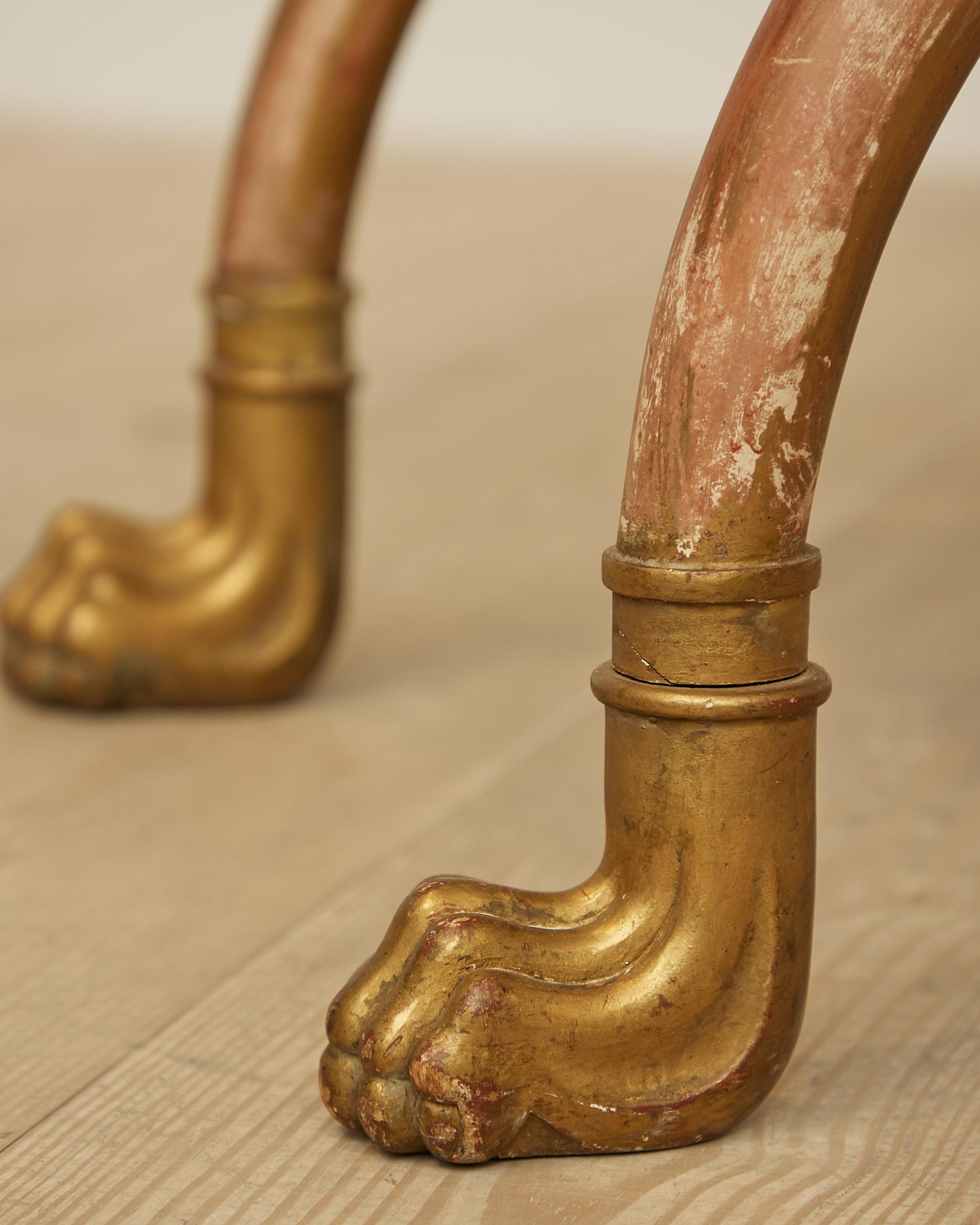 Sgabello Impero con teste di leone in legno dorato e piedi a zampa, Svezia, 1810 circa in vendita 6