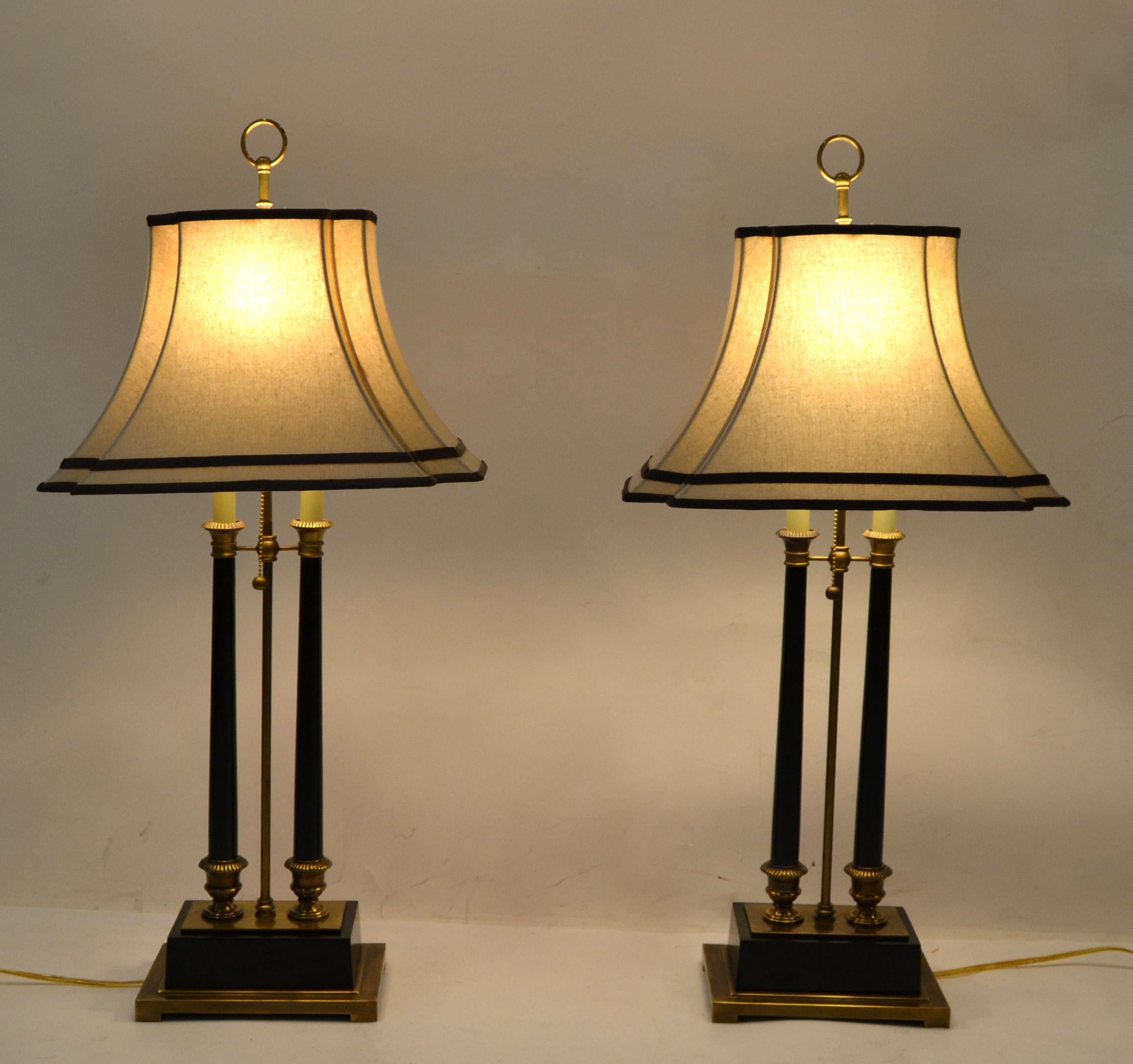 Empire Style Big Scale Brass & Ebonized Wood Rectangular Solid Brass Lamps Pair For Sale 7