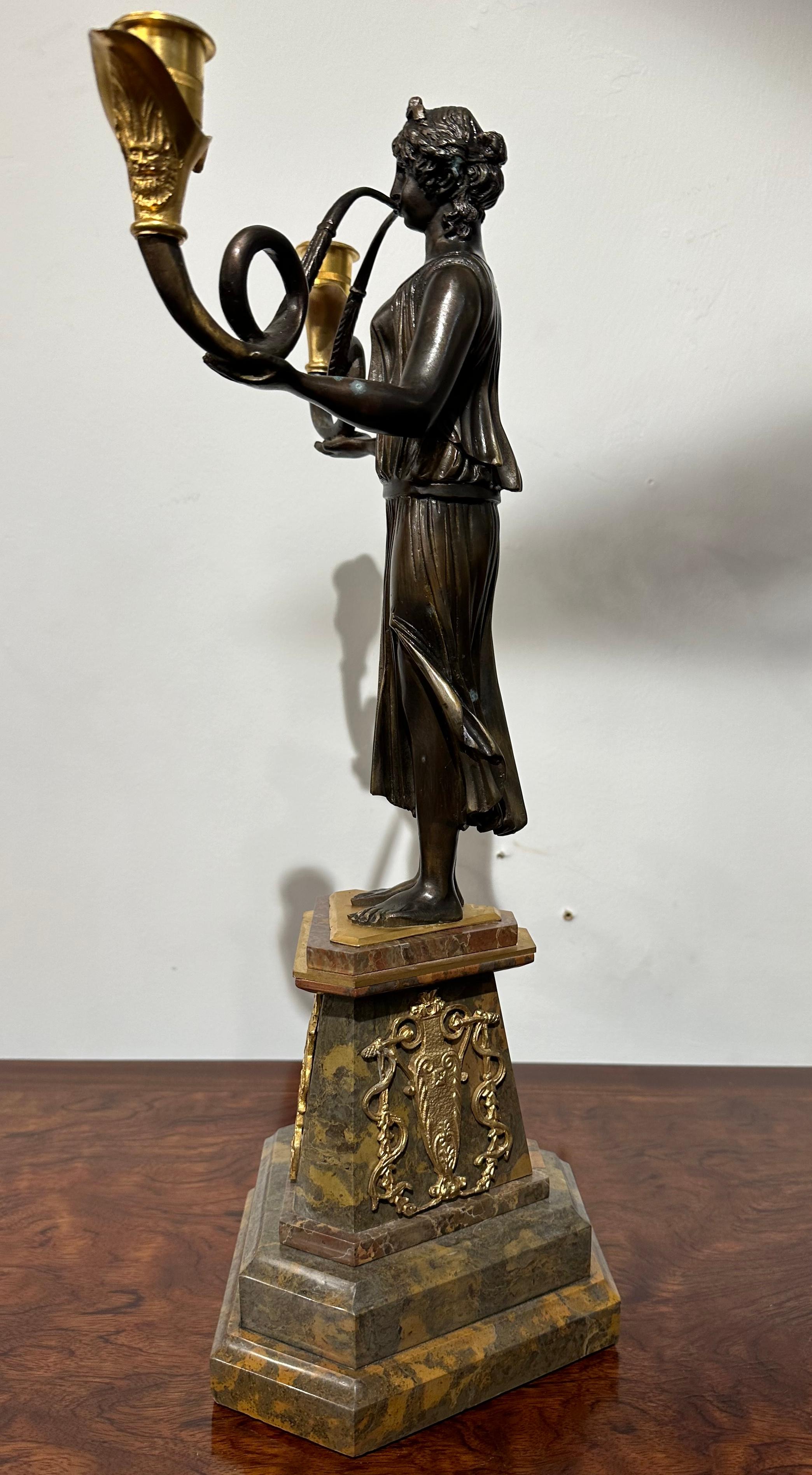  Kandelaber aus Bronze und Marmor im Empire-Stil im Zustand „Gut“ im Angebot in Southall, GB