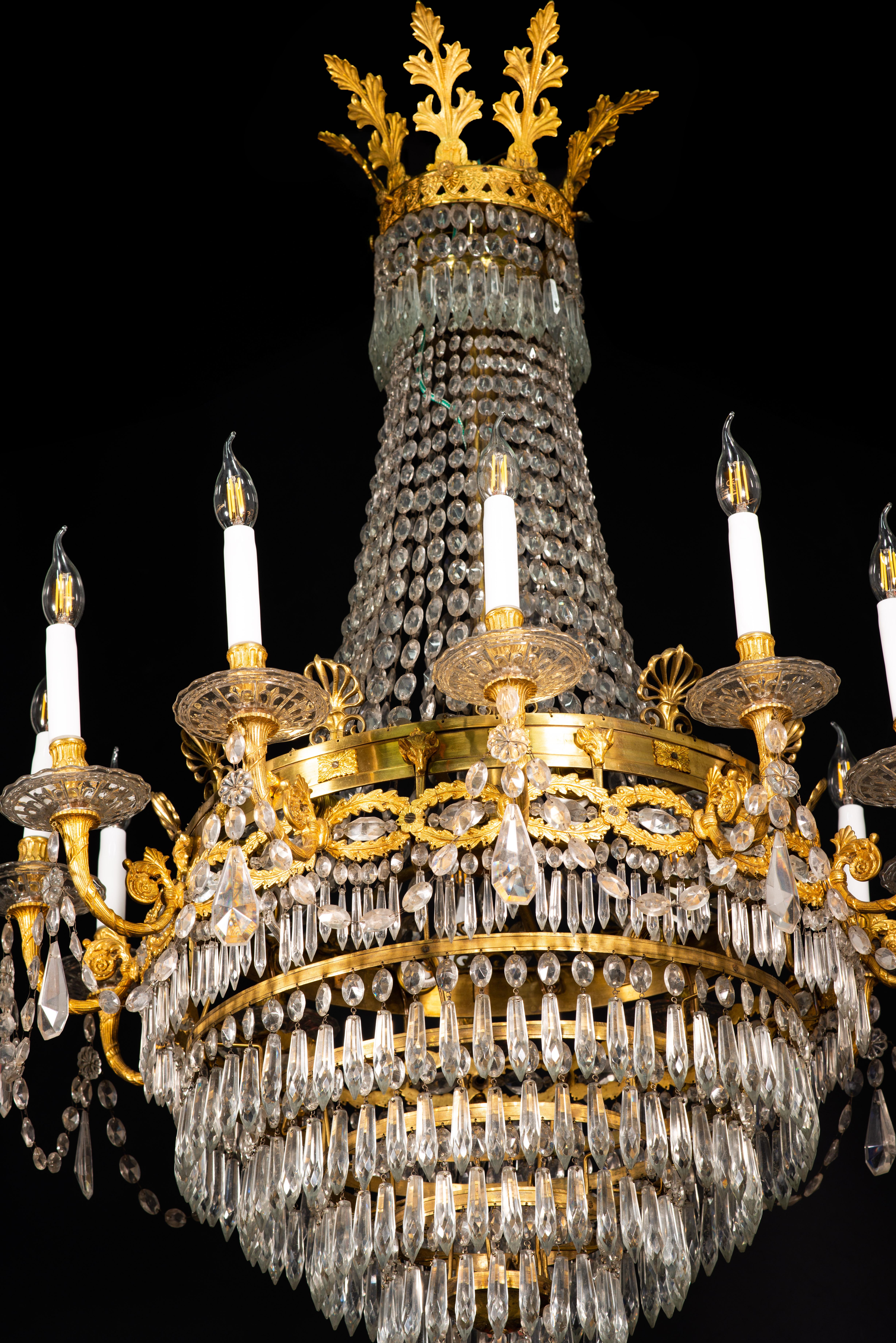 Deckenleuchte im Empire-Stil. Bronze und Glas. 19. Jahrhundert. im Angebot 1