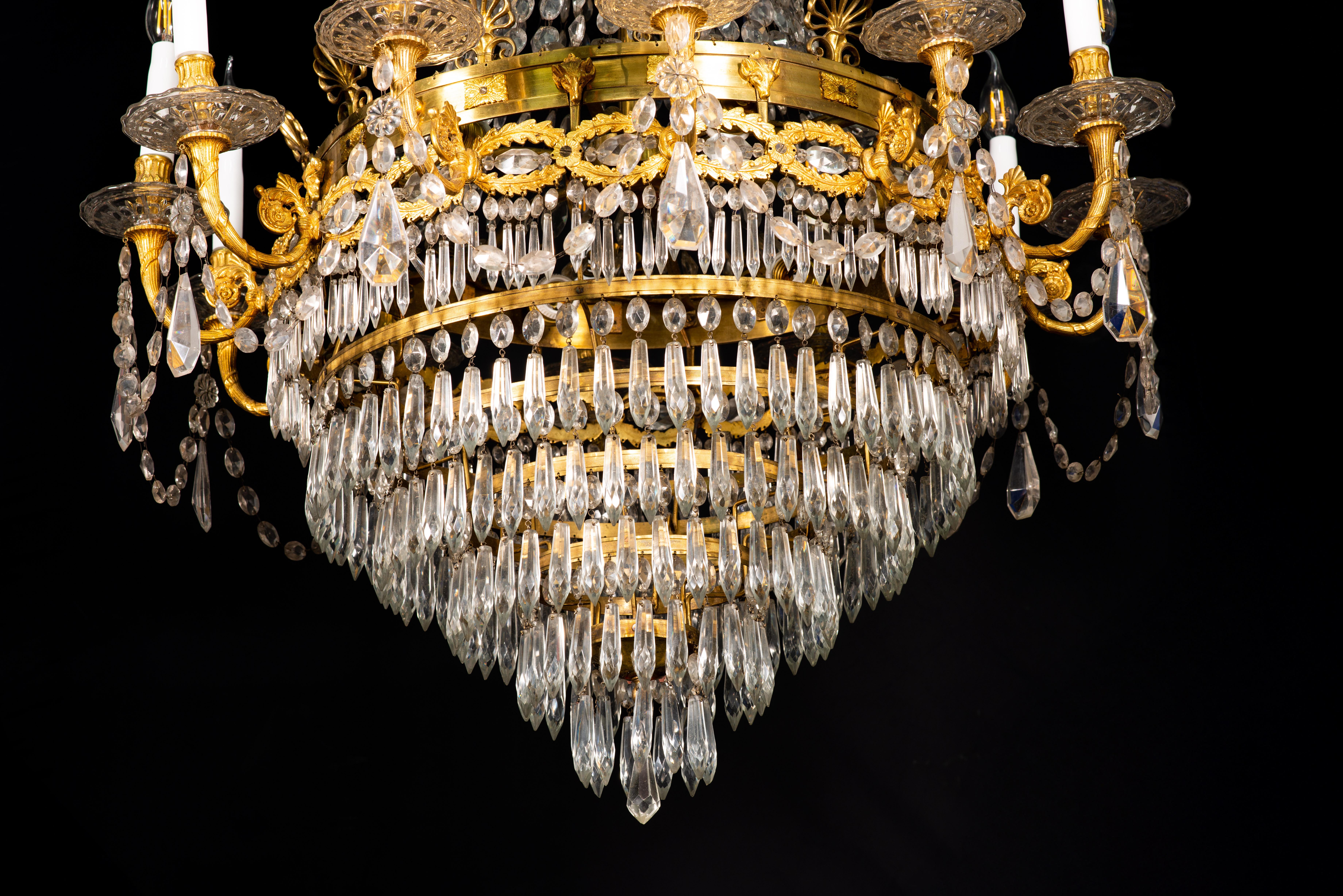 Deckenleuchte im Empire-Stil. Bronze und Glas. 19. Jahrhundert. im Angebot 2