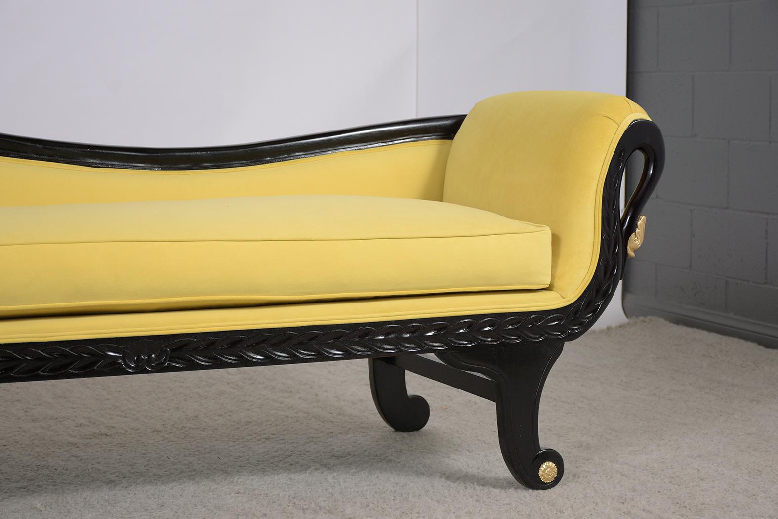 Empire Style Chaise Lounge In Good Condition In Los Angeles, CA