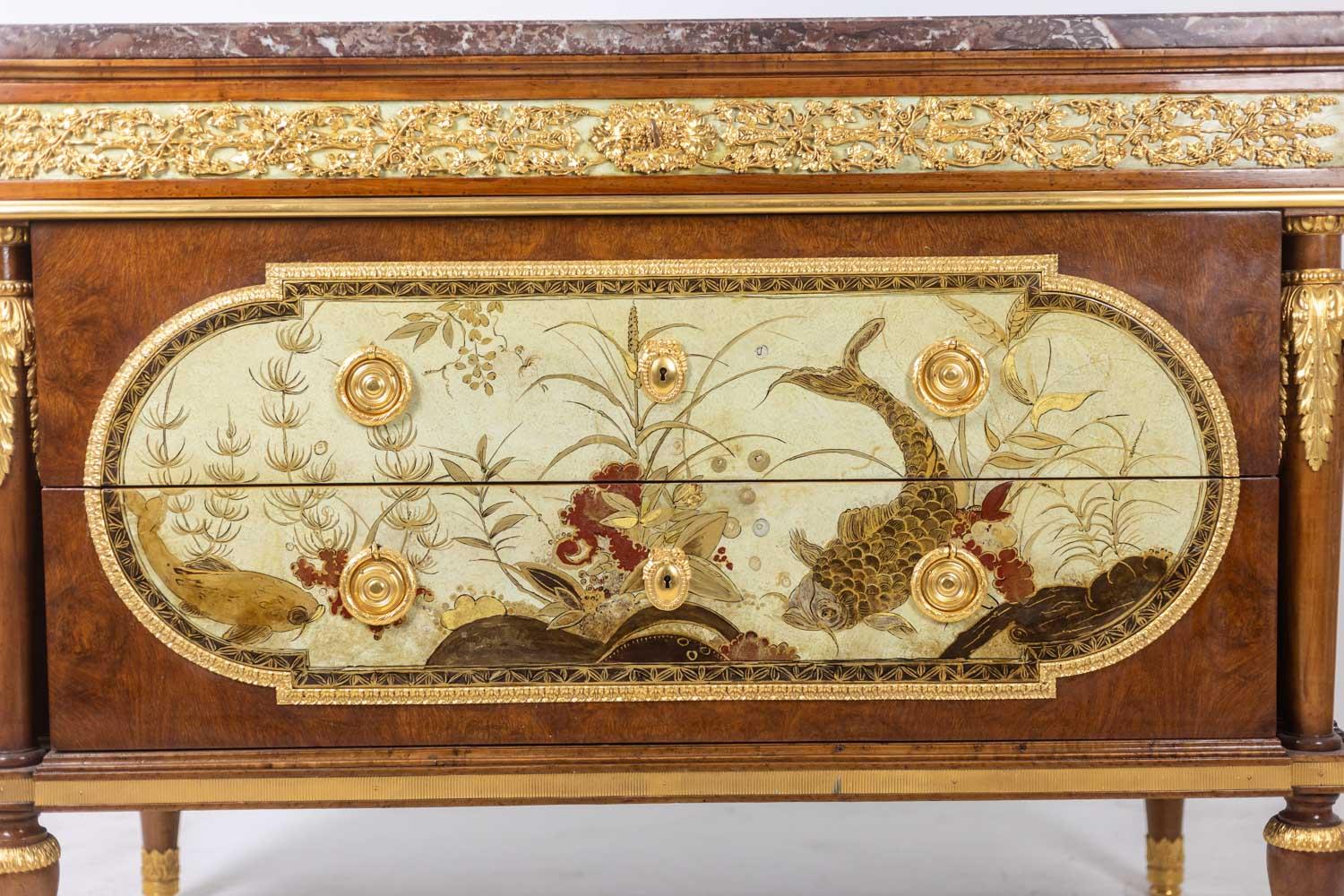 Empire style chest of drawers in lacquer, bronze and marble. Nineteenth century. In Excellent Condition In Saint-Ouen, FR