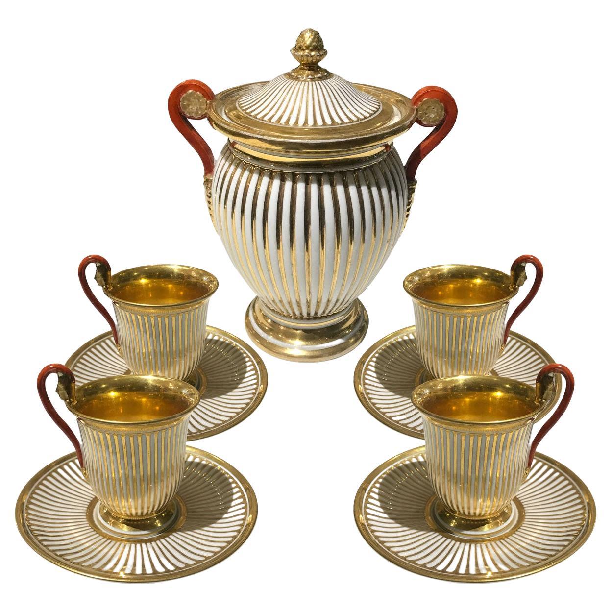 Set da caffè in stile impero in porcellana Darte Frères