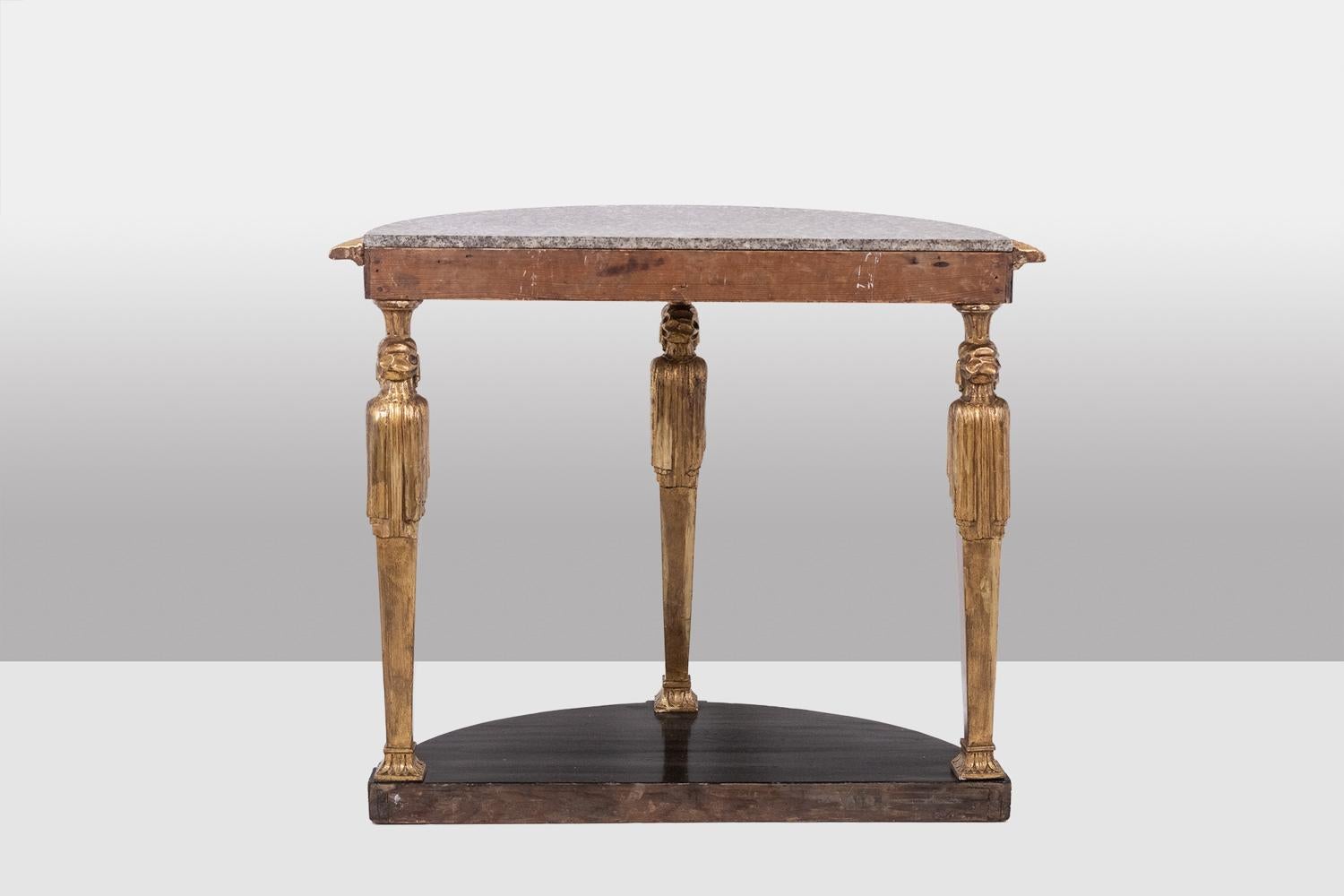 Empire style console decorated with caryatids. Circa 1880. In Excellent Condition For Sale In Saint-Ouen, FR