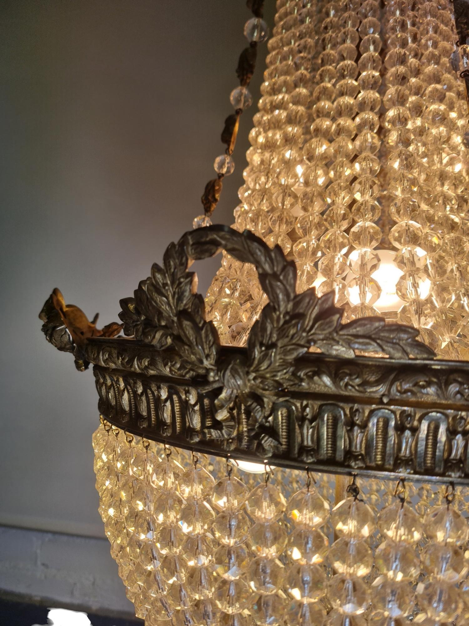 Lampadario in cristallo stile impero, corona d'alloro, fiamma e Arrow, fine '800 in vendita 3