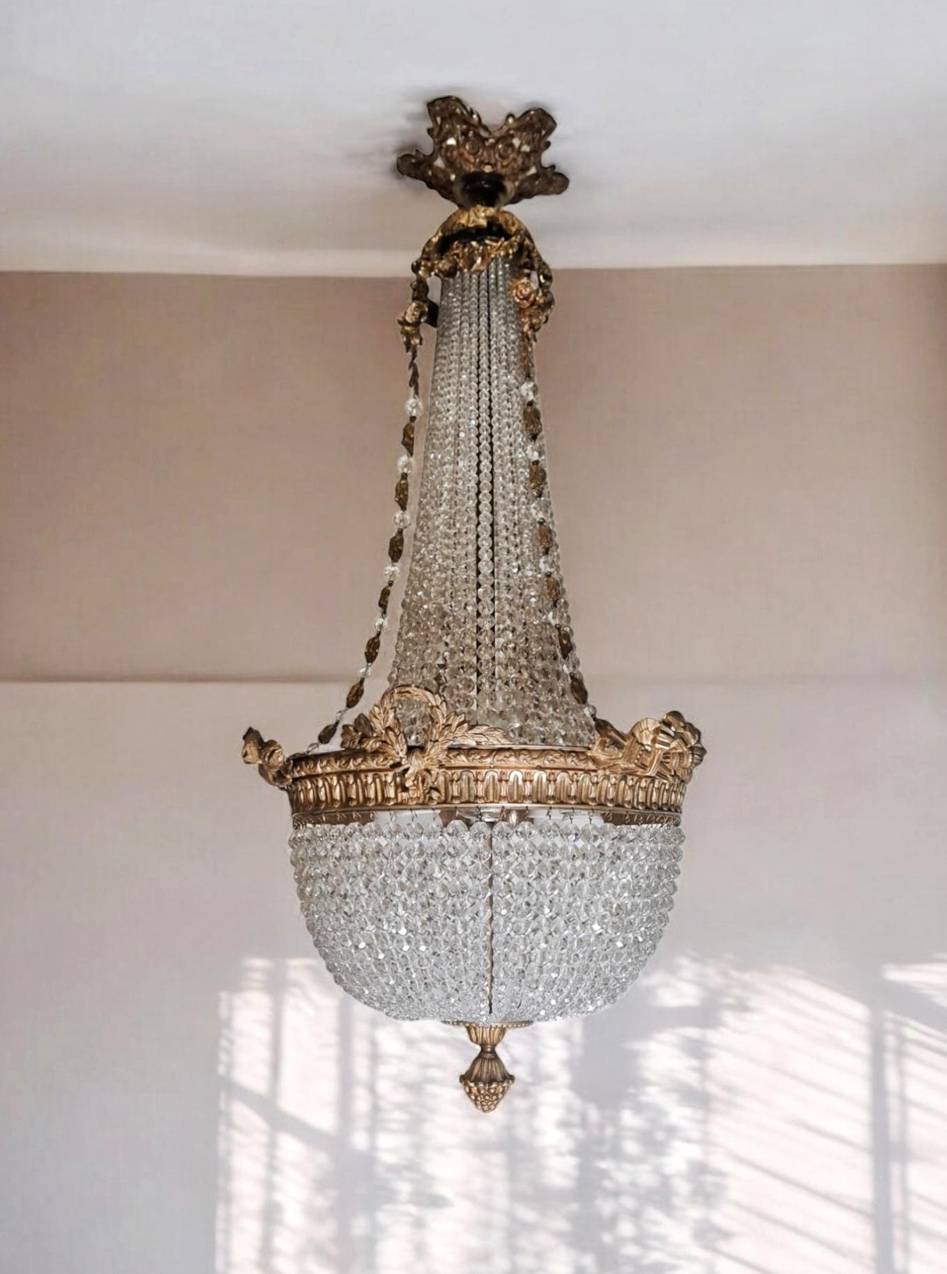 Lampadario in cristallo stile impero, corona d'alloro, fiamma e Arrow, fine '800 in vendita 13