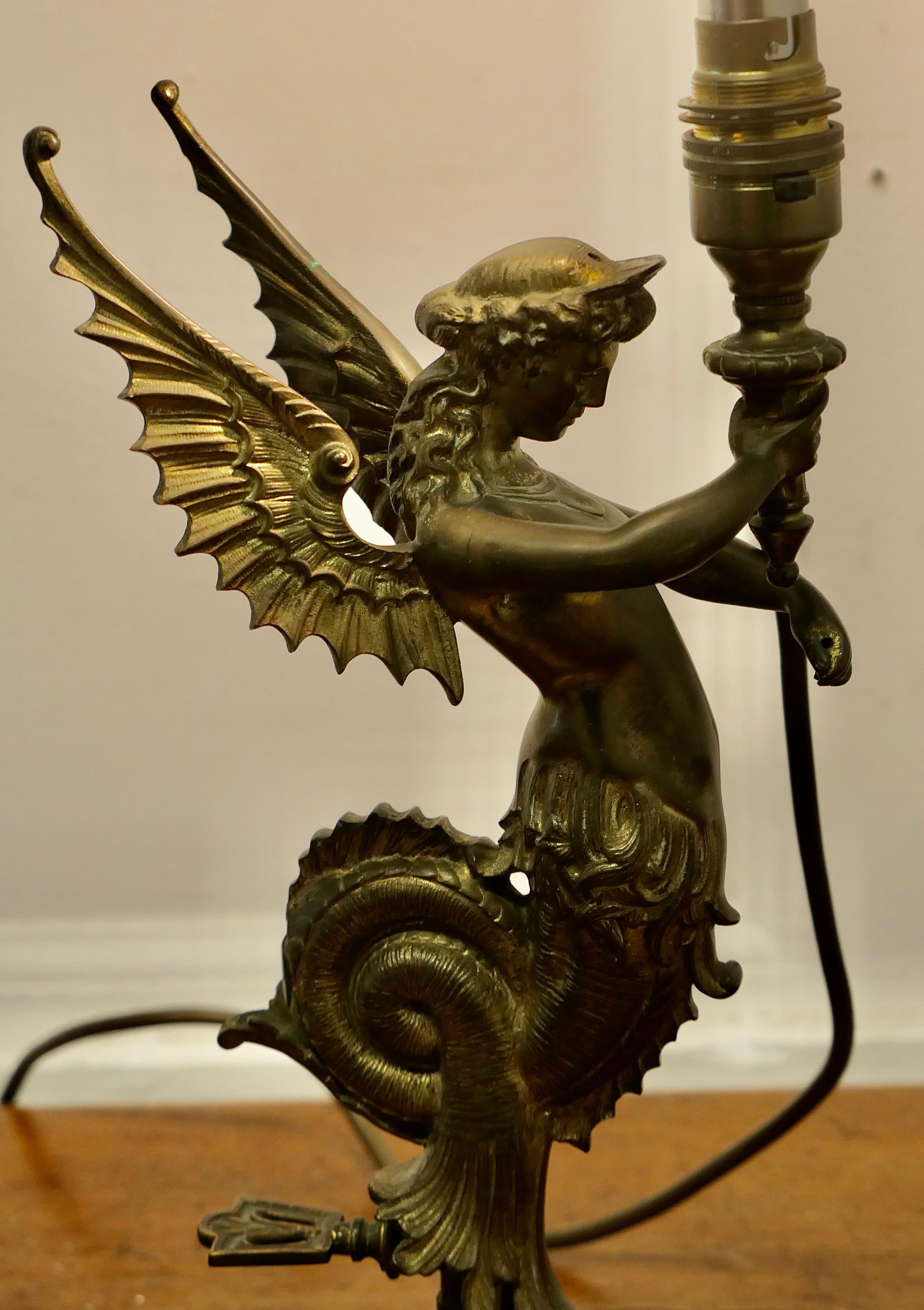 Lampe figurative en bronze Siren de style Empire     en vente 1
