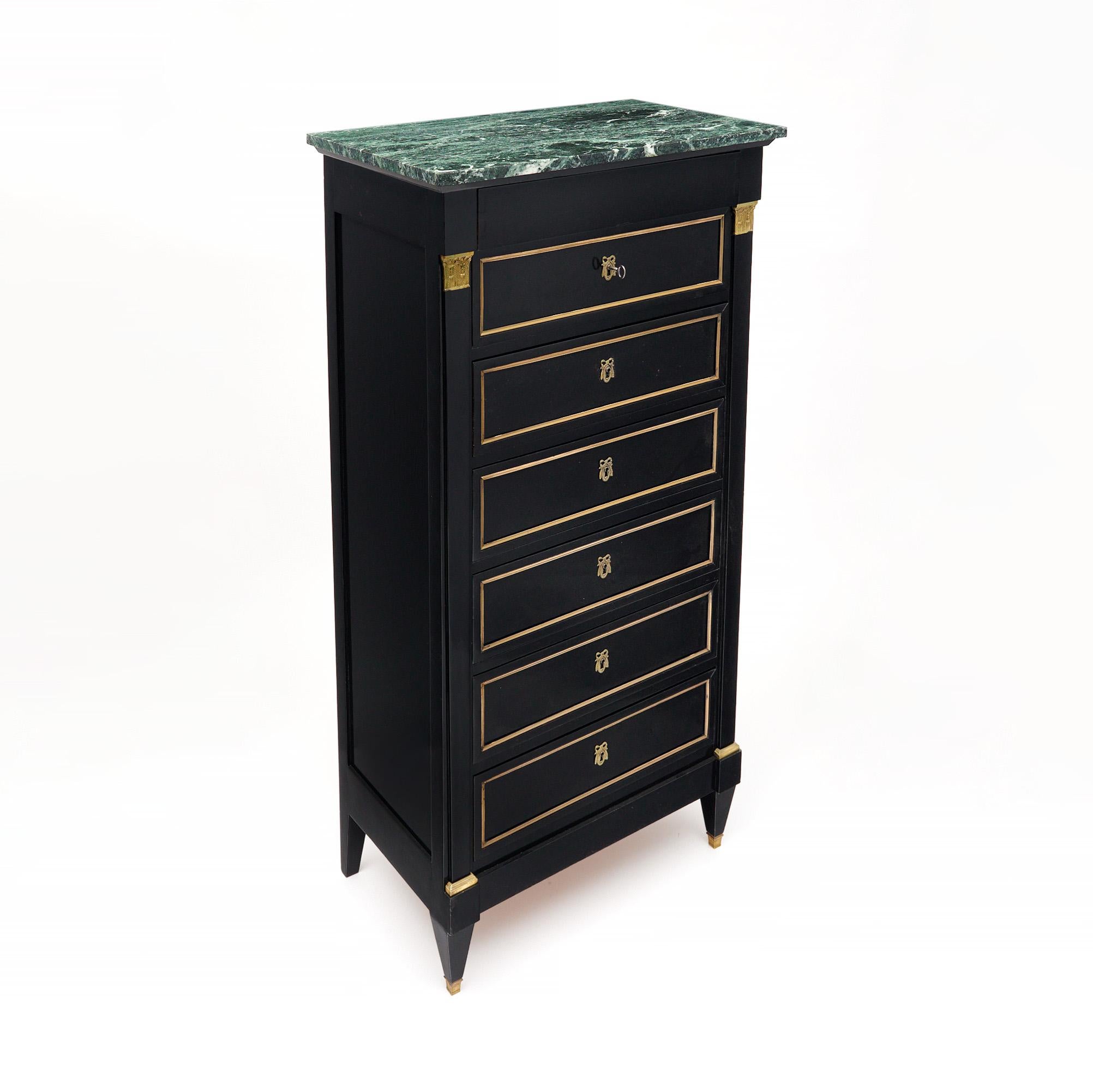 Francese Chiffoniere francese in stile impero in vendita