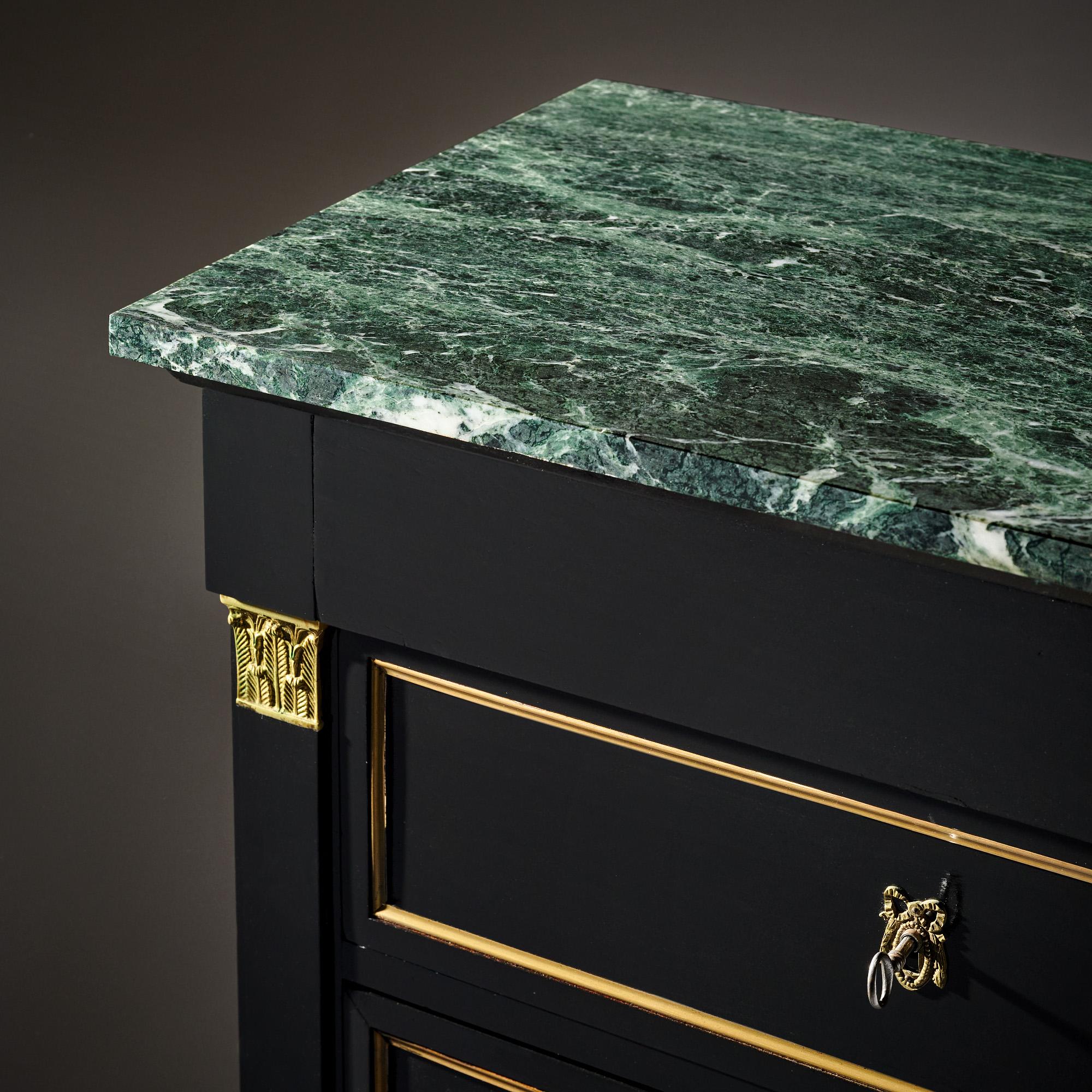 Chiffoniere francese in stile impero in vendita 1