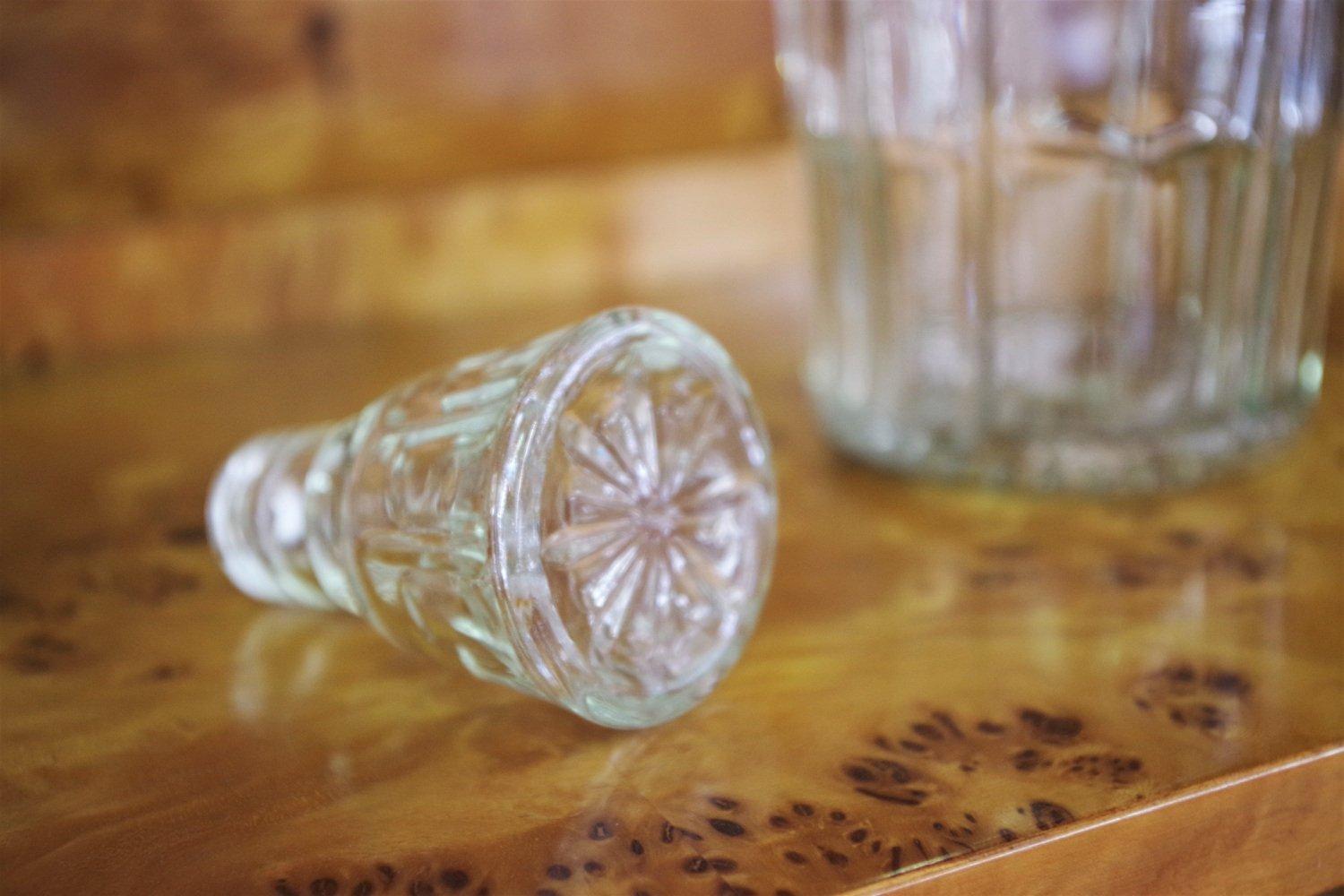 Late 20th Century Bouteille de liqueur en verre de style Empire - 1970 Vintage Italian Barware en vente