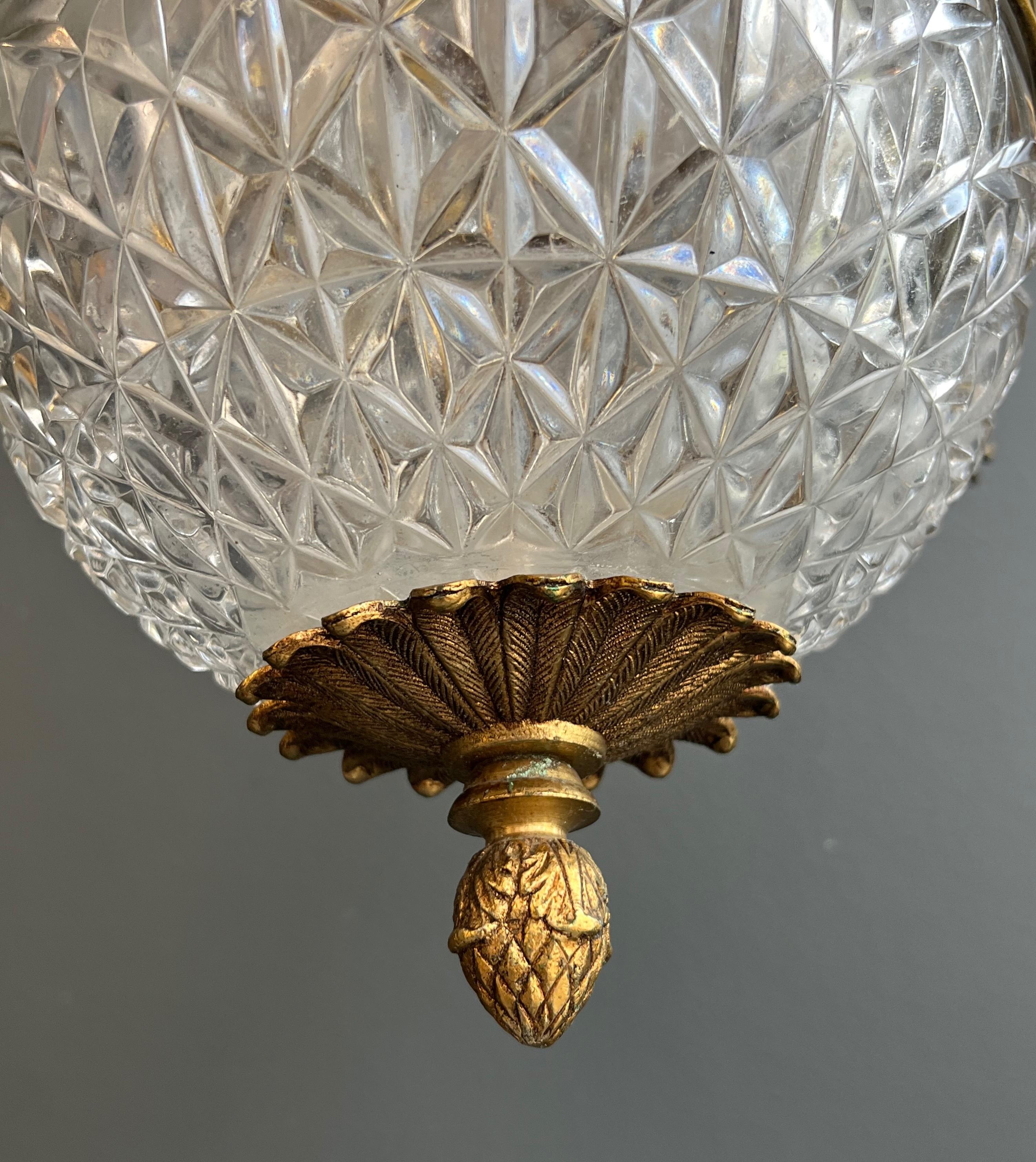 Lampadario a mongolfiera in stile impero in bronzo e cristallo in vendita 1