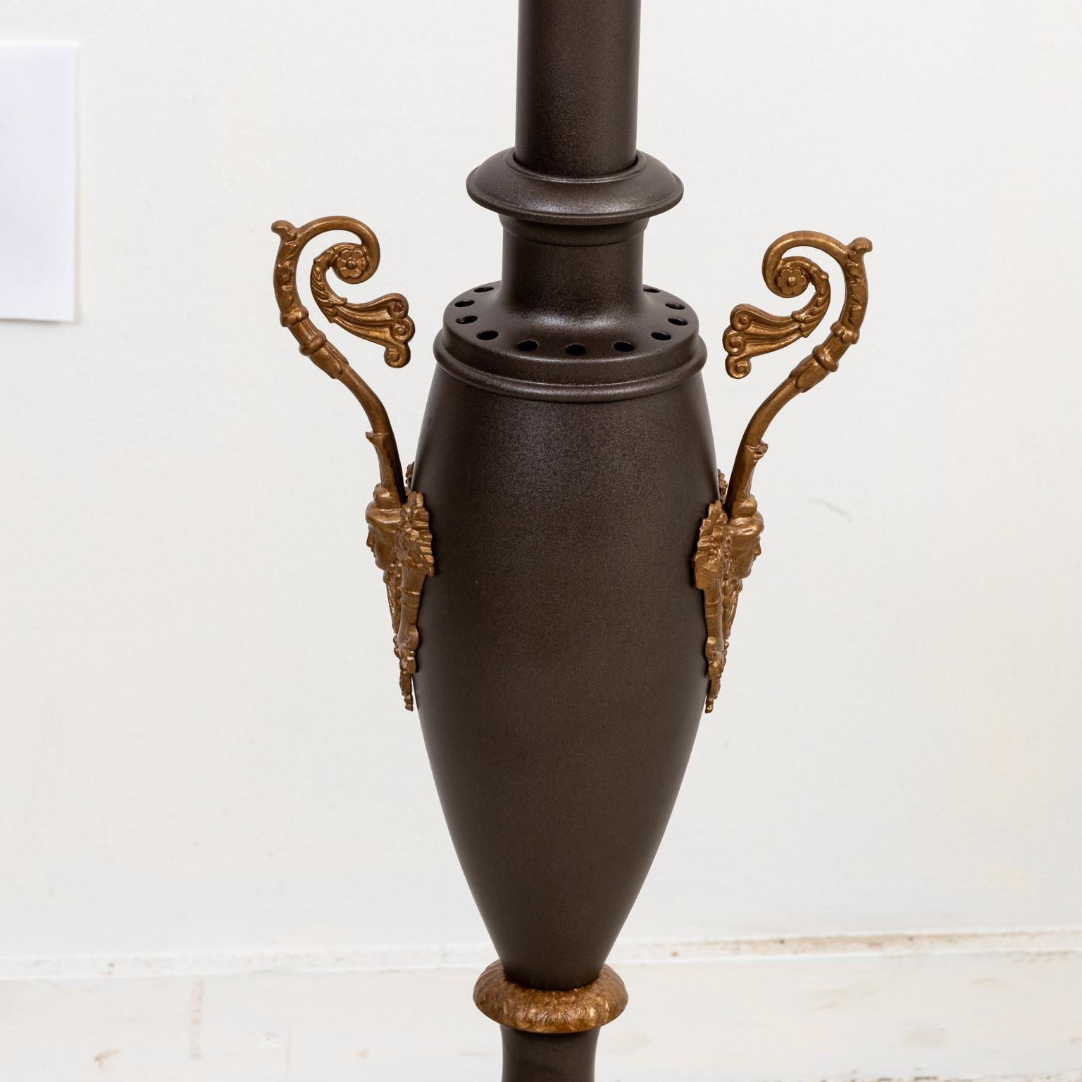 Empire Style Lamp In Good Condition For Sale In Stamford, CT