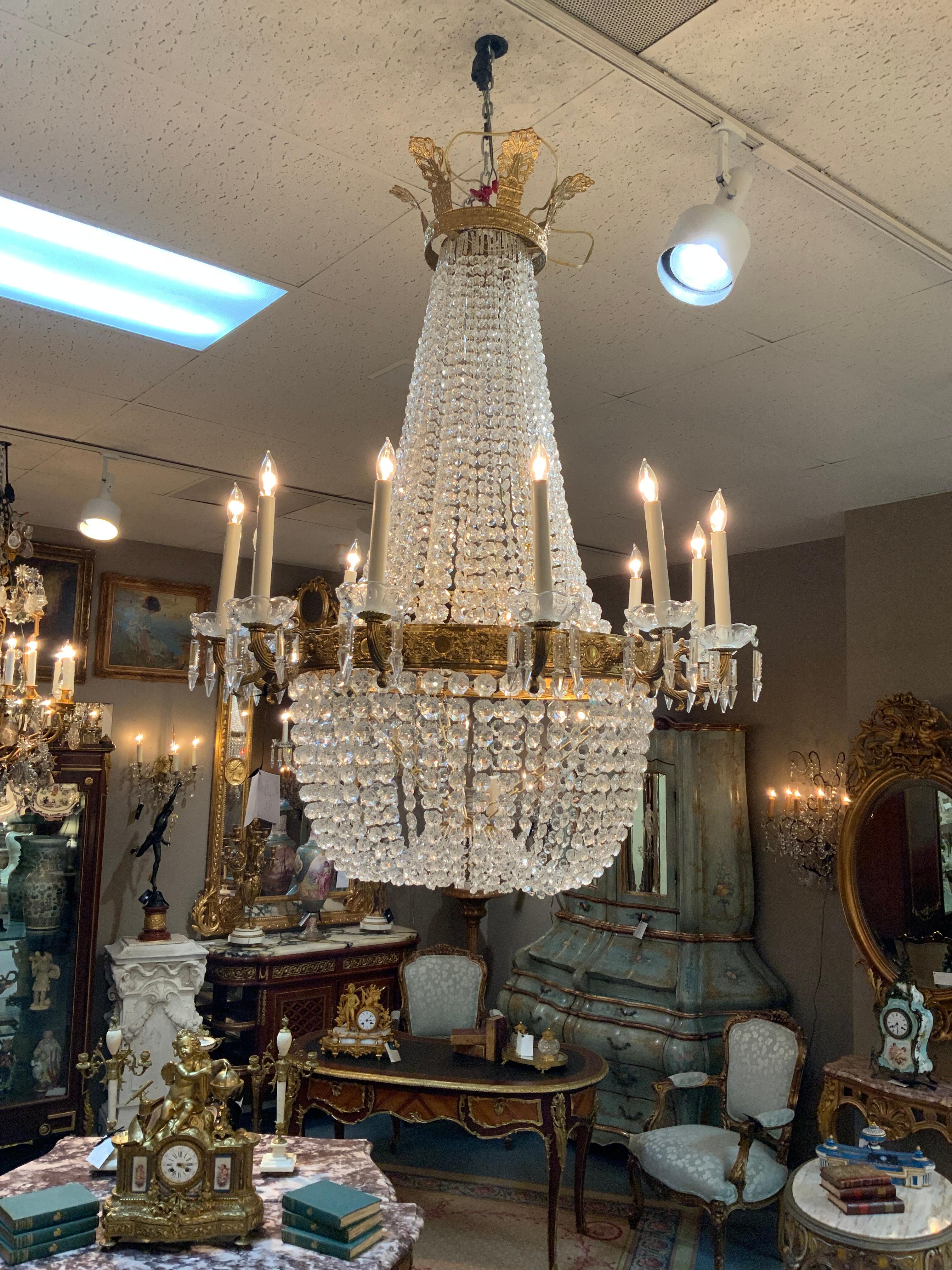 Lampadario grande in stile impero in vendita 1