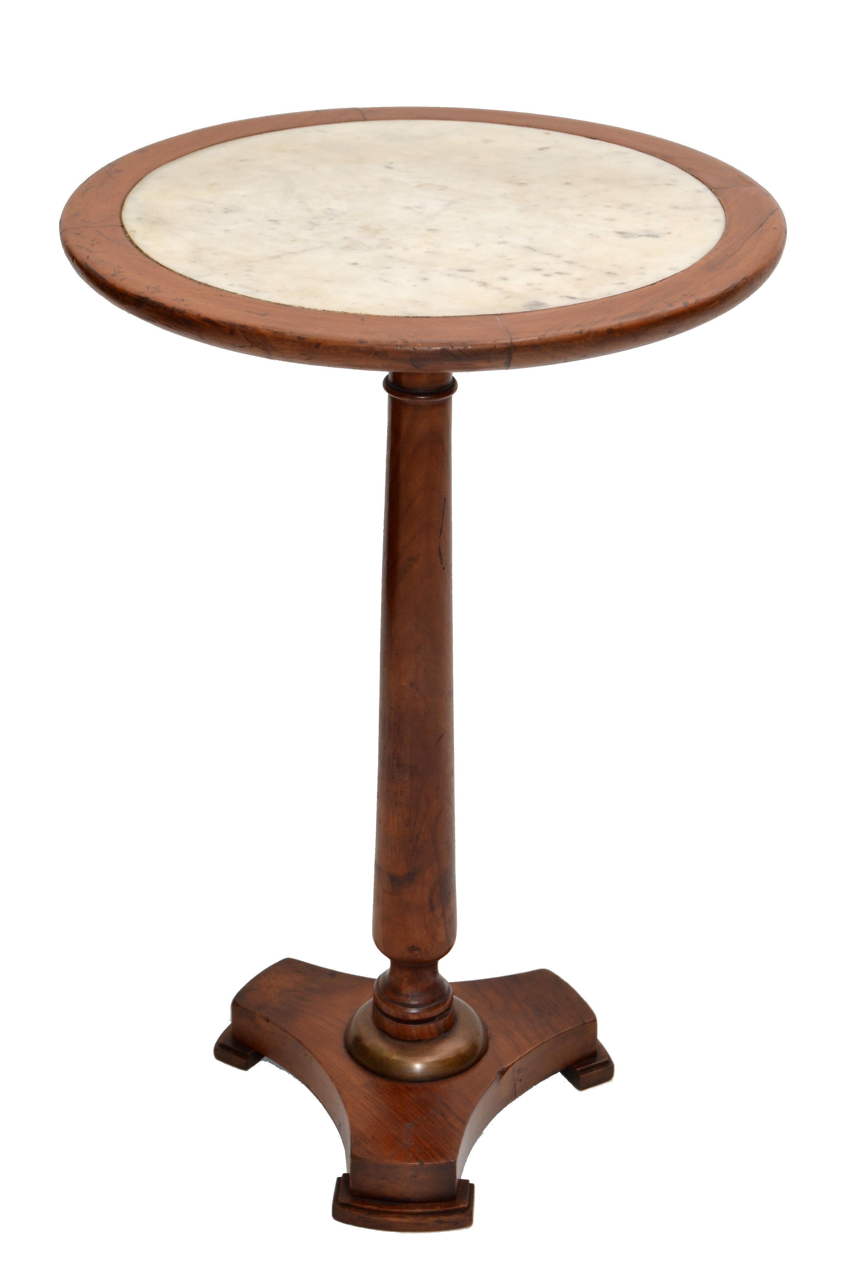 Empire Style Made In France Side Table Turned Oak Wood & Marble Top, 1950 In Good Condition For Sale In Miami, FL