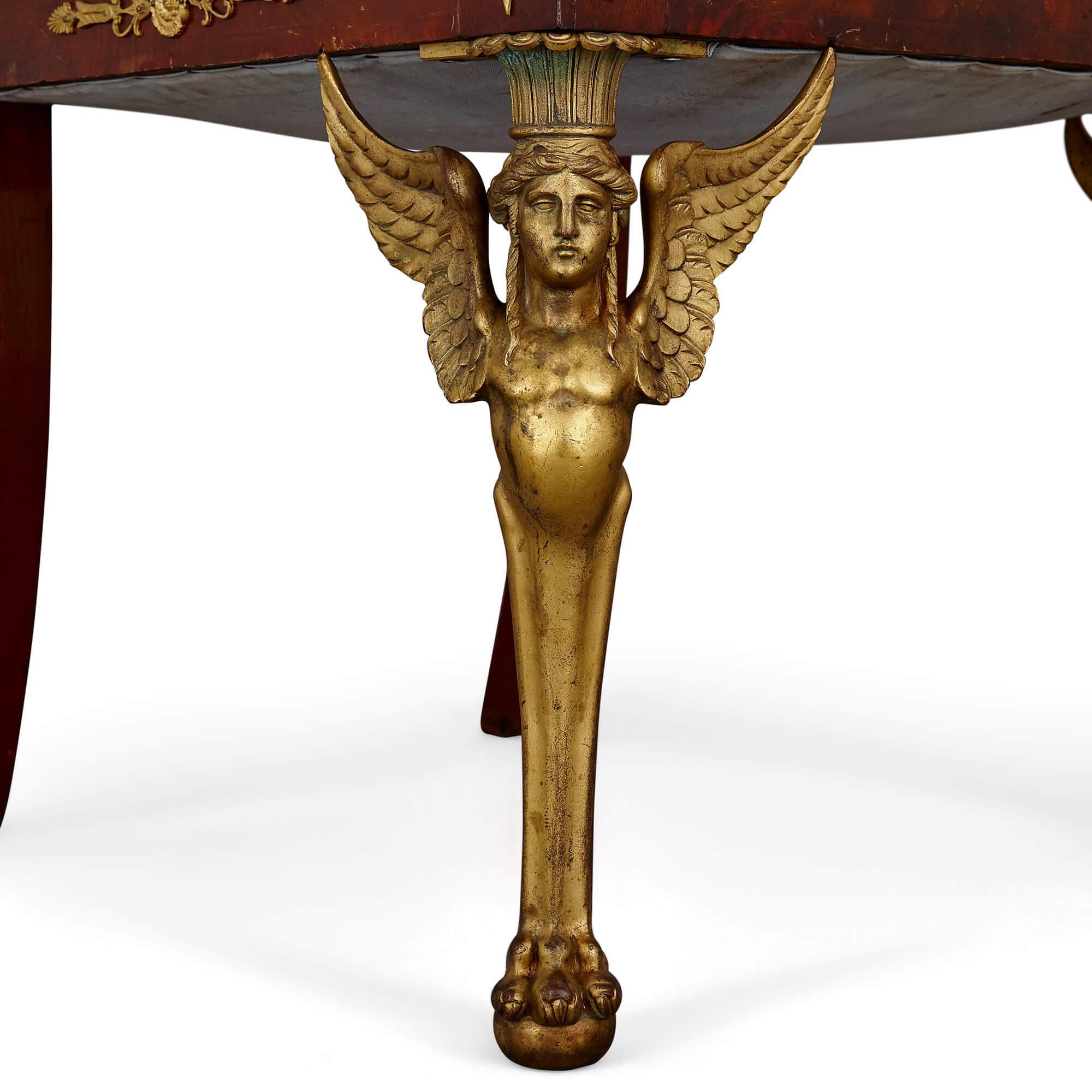 Beistellstuhl aus Mahagoni und vergoldeter Bronze im Empire-Stil im Angebot 1