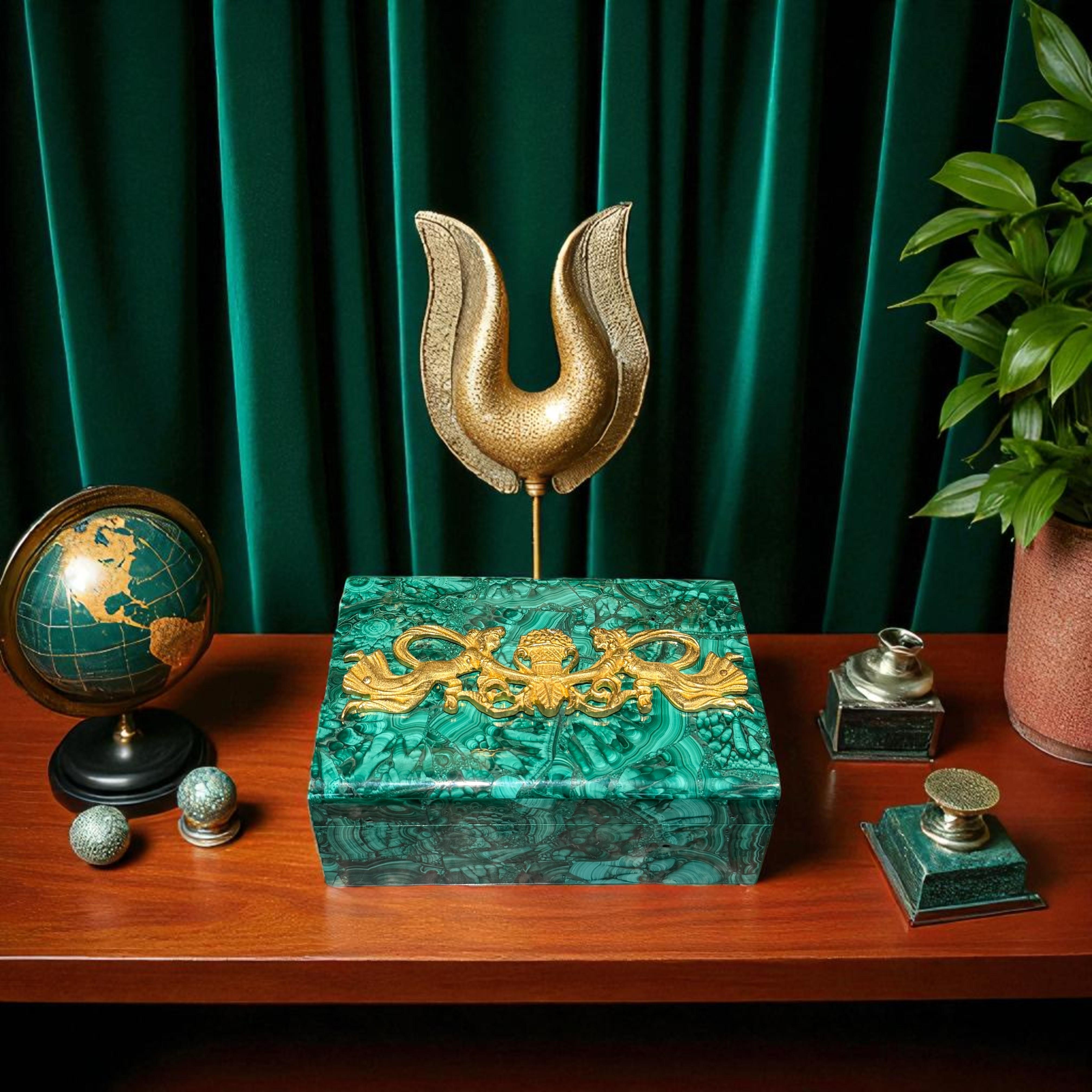 Empire Style Malachite and Gilt Bronze Box, 19th Century, France For Sale 5