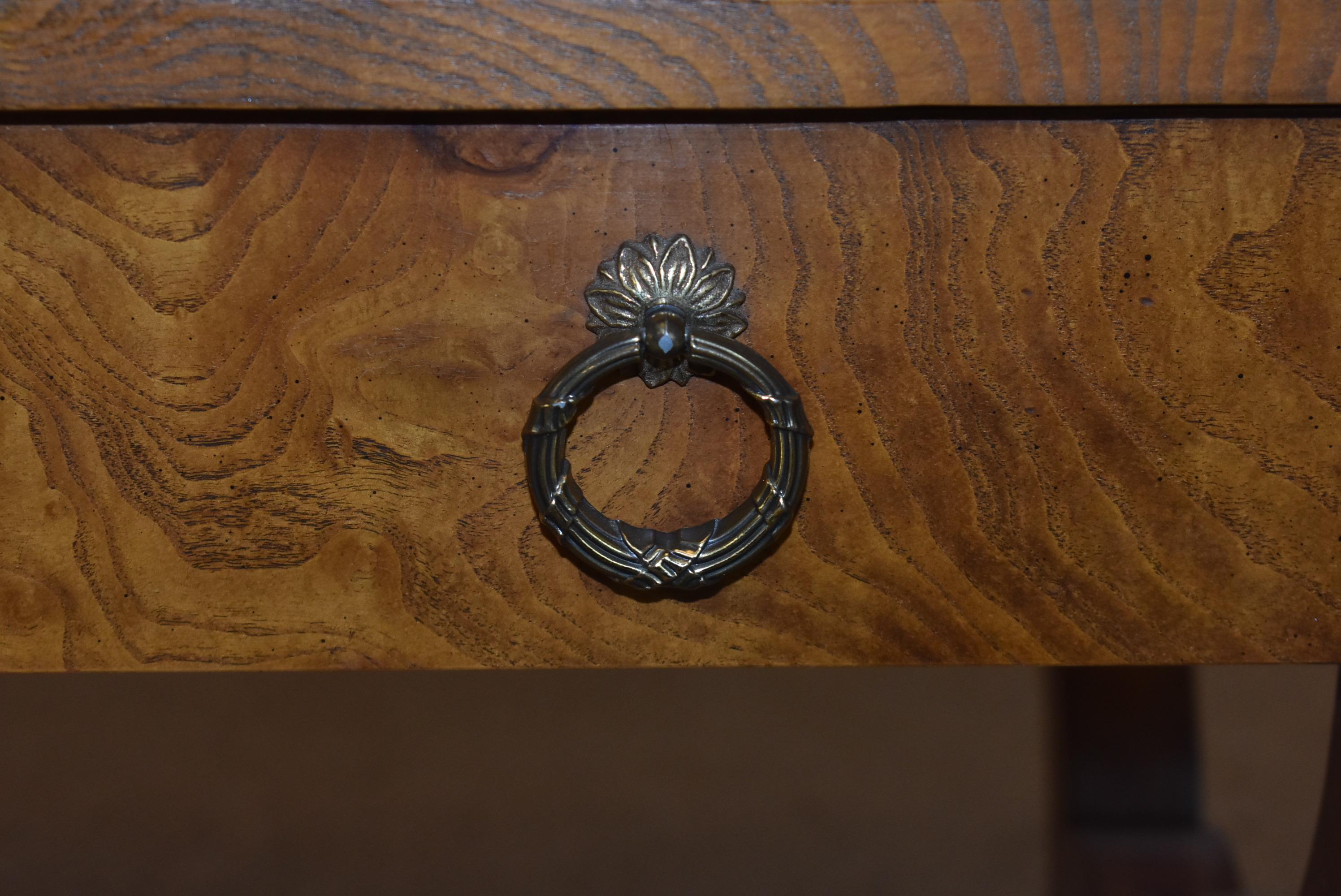 Empire Style Olive Wood Writing Desk by Baker Furniture Banded Inlay Top im Zustand „Gut“ in Toledo, OH