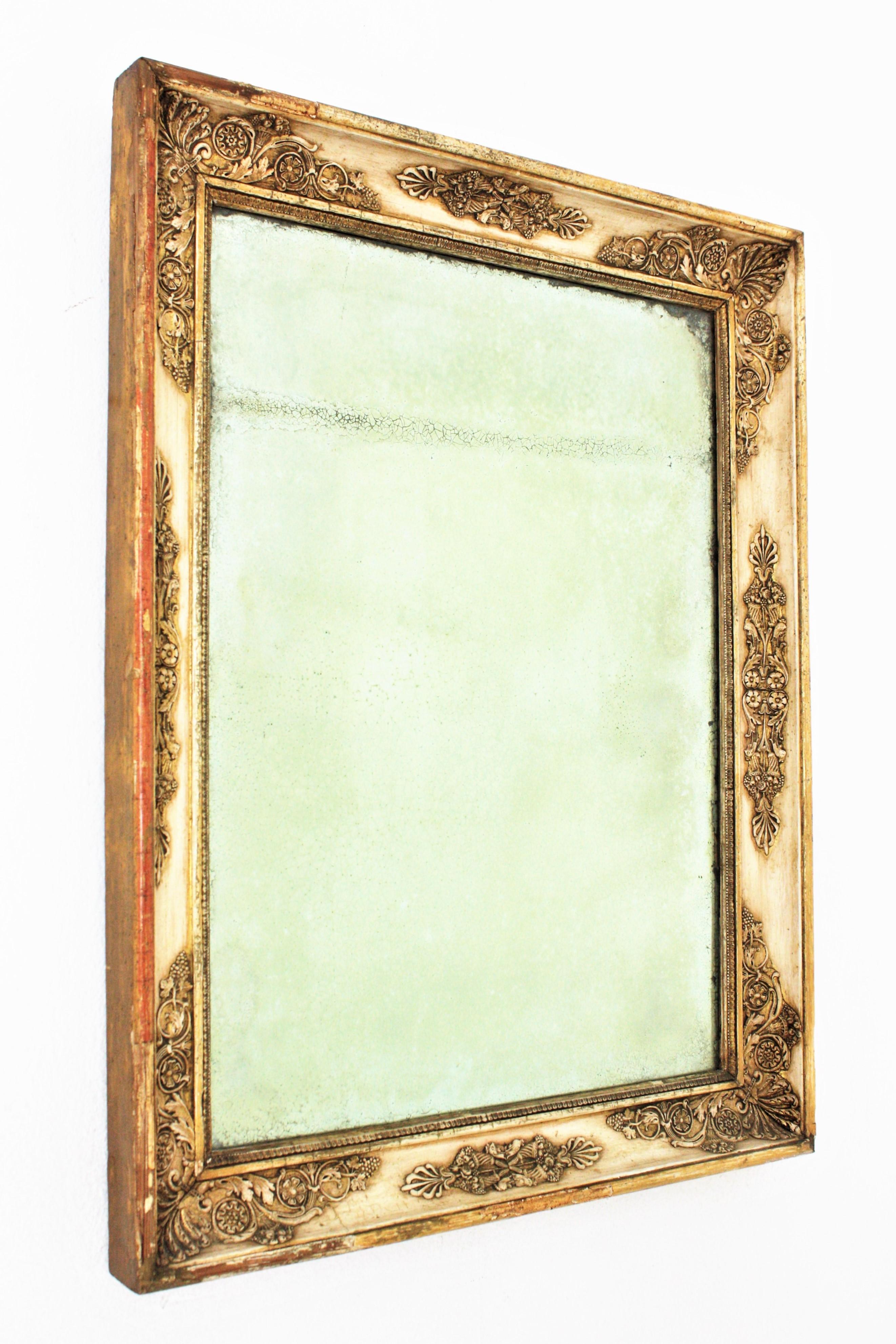 French Empire Style Rectangular Mirror in Beige and Giltwood For Sale