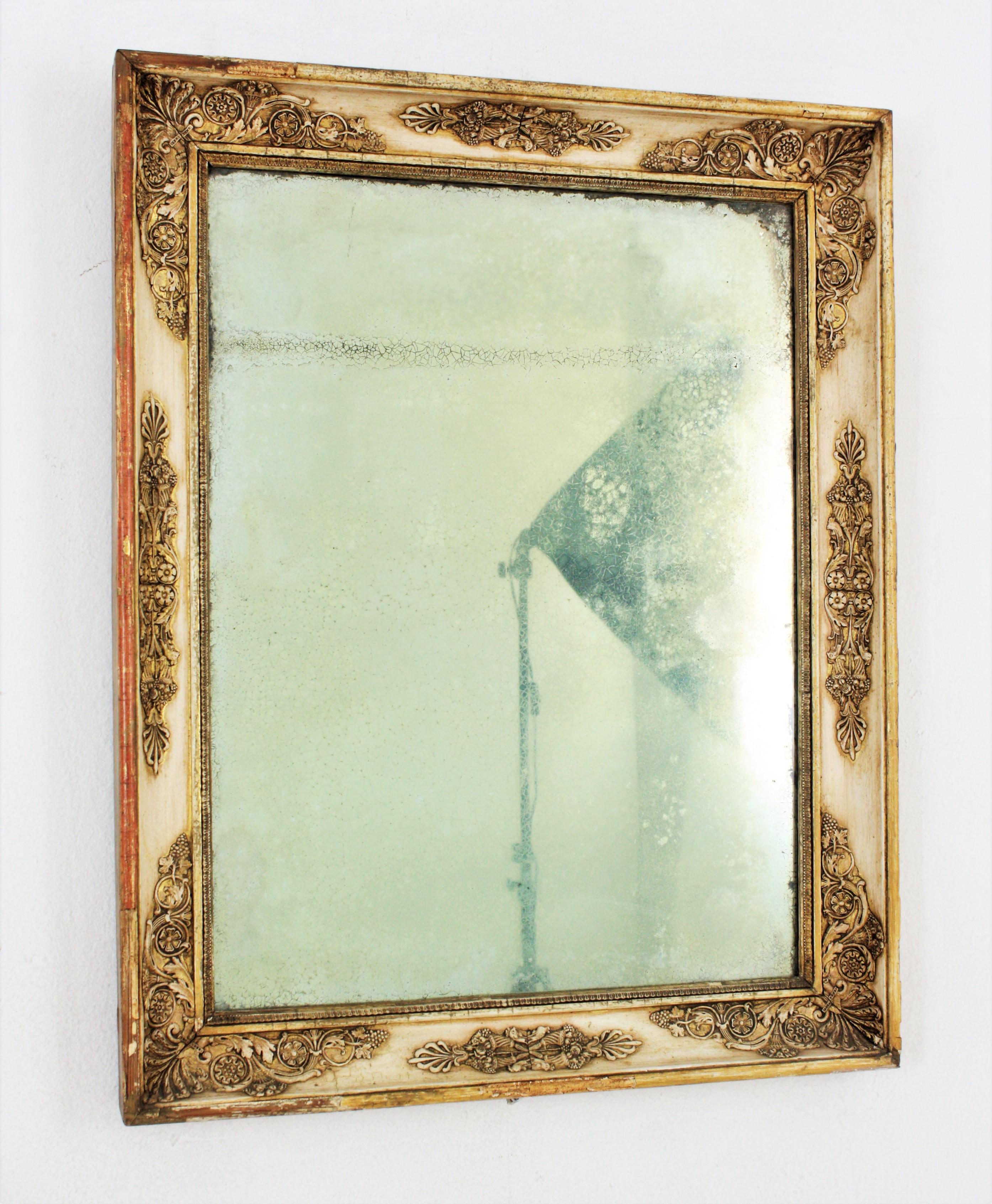 Empire Style Rectangular Mirror in Beige and Giltwood In Good Condition For Sale In Barcelona, ES