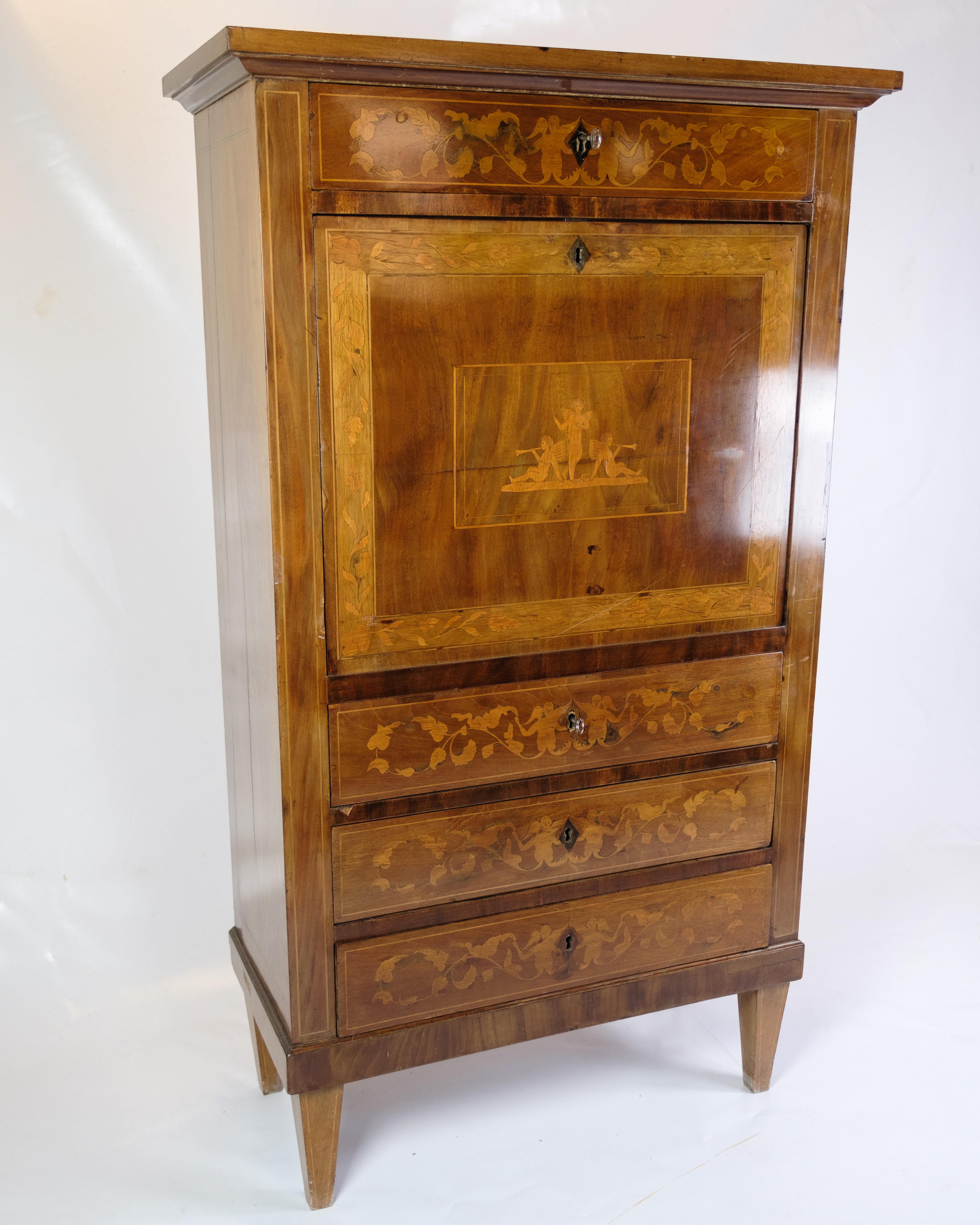 This impressive Empire style secretary from the year 1820 is a true masterpiece of craftsmanship and aesthetic beauty. Hand-polished mahogany wood gives the secretary an elegant and luxurious look that is characteristic of the furniture art of the