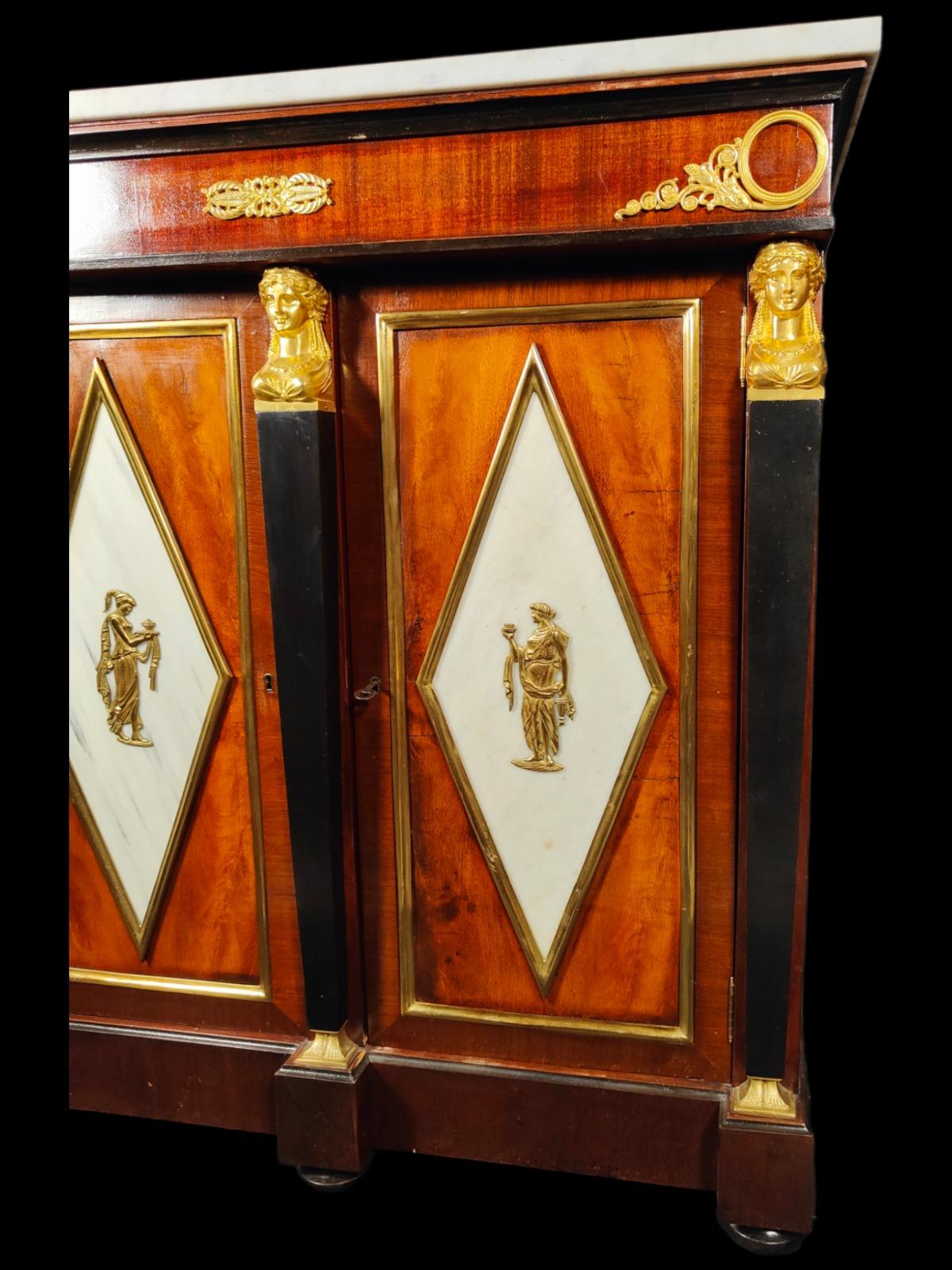 Empire Style Sideboard Cabinet 19th Century In Good Condition For Sale In Madrid, ES