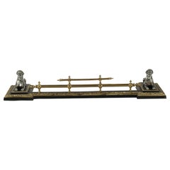 Versilberter Bronze-Feuerschutz im Empire-Stil, Französisch, spätes 19. Jahrhundert