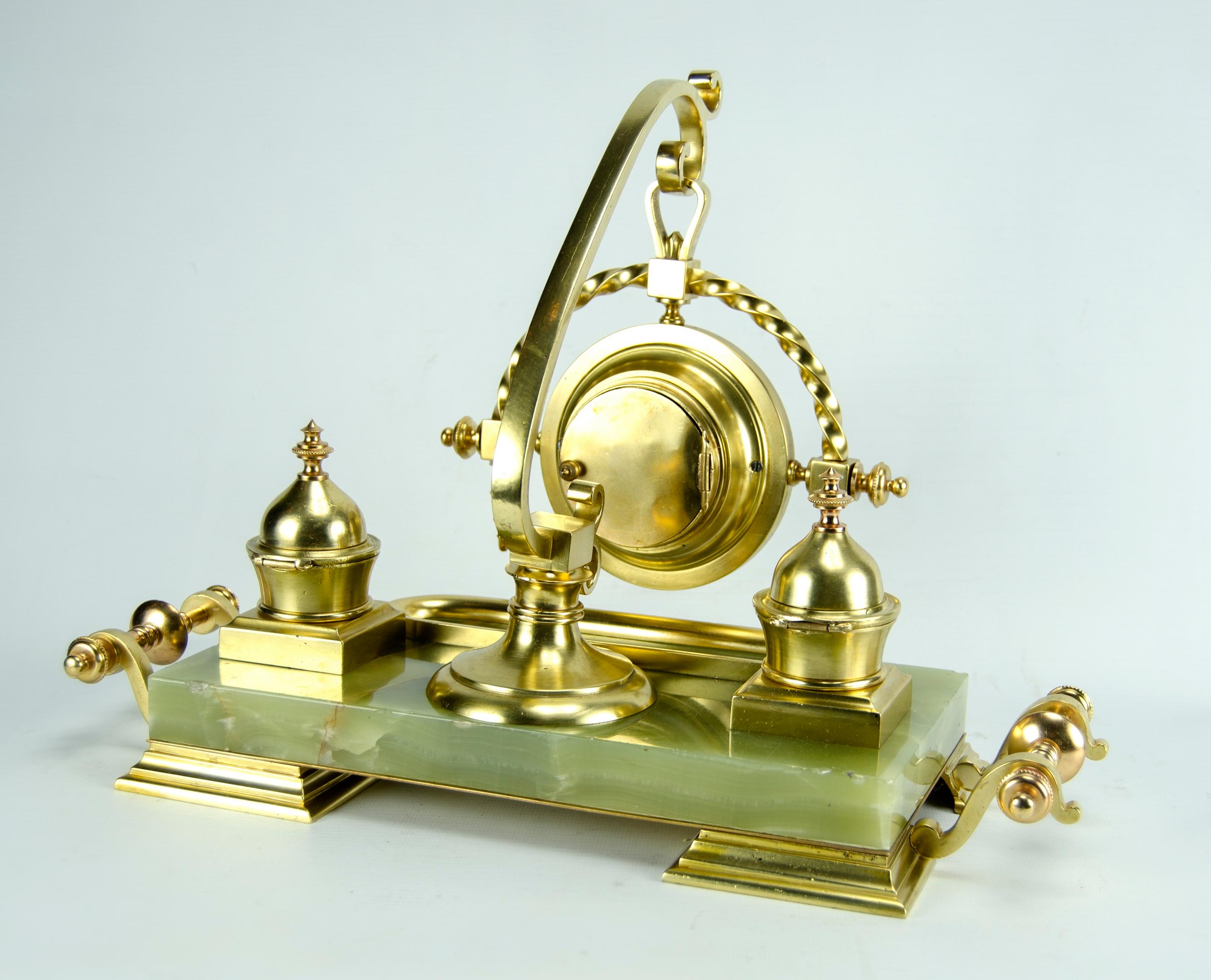 Empire Style Table Clock and Inkwell In Good Condition For Sale In Buenos Aires, Argentina