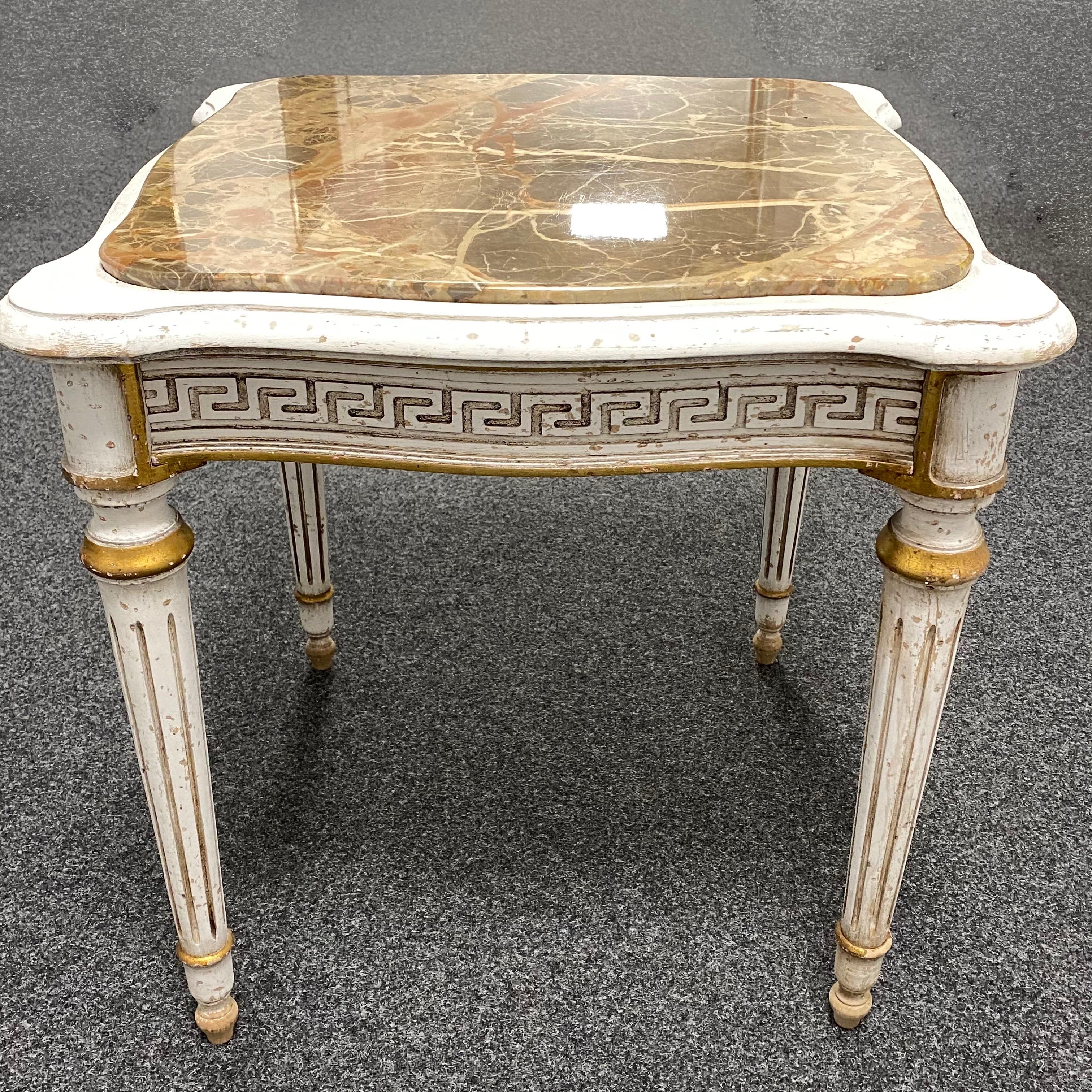 Empire Style Table, Shabby Chic, Chippy White and Gold, Marble Top, 1950s In Good Condition For Sale In Nuernberg, DE
