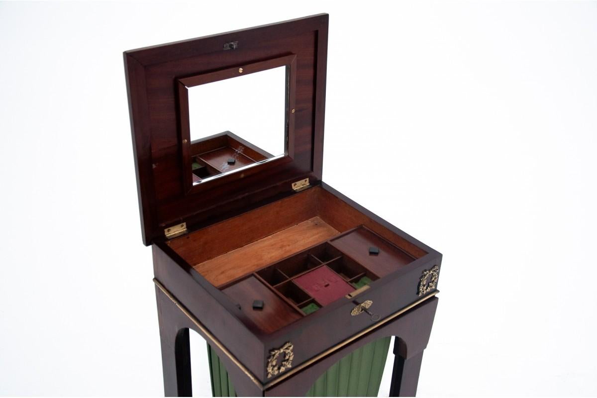 Tavolo da gioco in stile impero, Europa occidentale, circa 1860. In condizioni buone in vendita a Chorzów, PL
