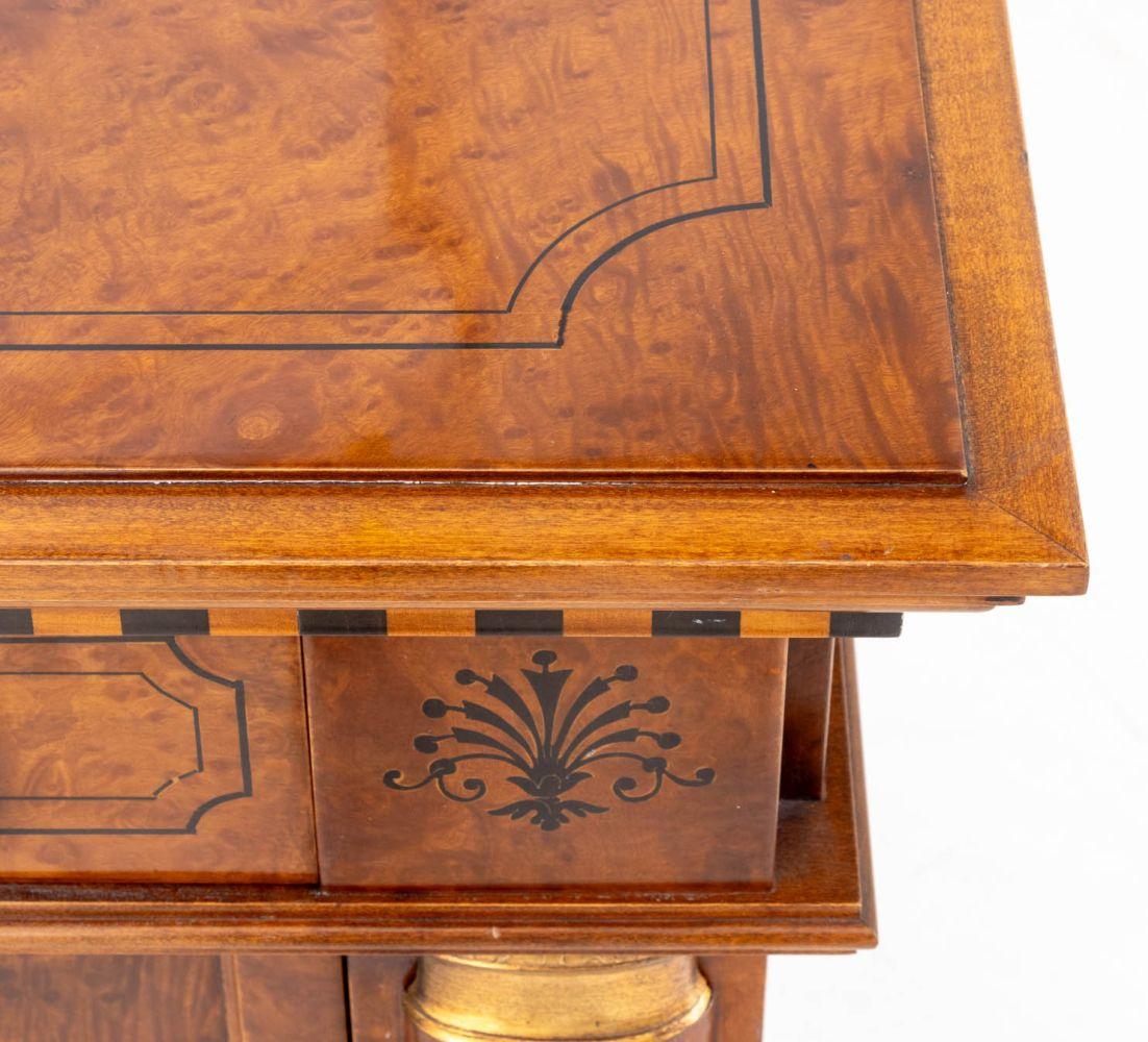 XX secolo Buffet in noce stile Impero in vendita