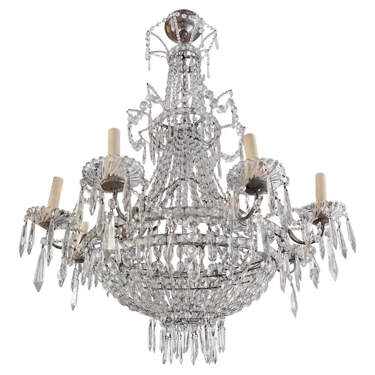 Stunning Luxurious Scandinavian Home Decor With Crystal Chandeliers image