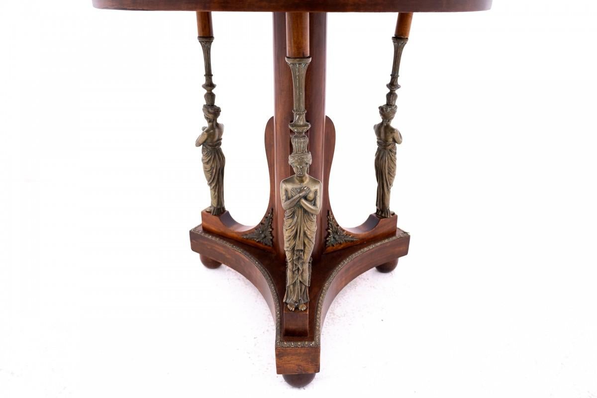 Table Empire, France, vers 1860. en vente 3