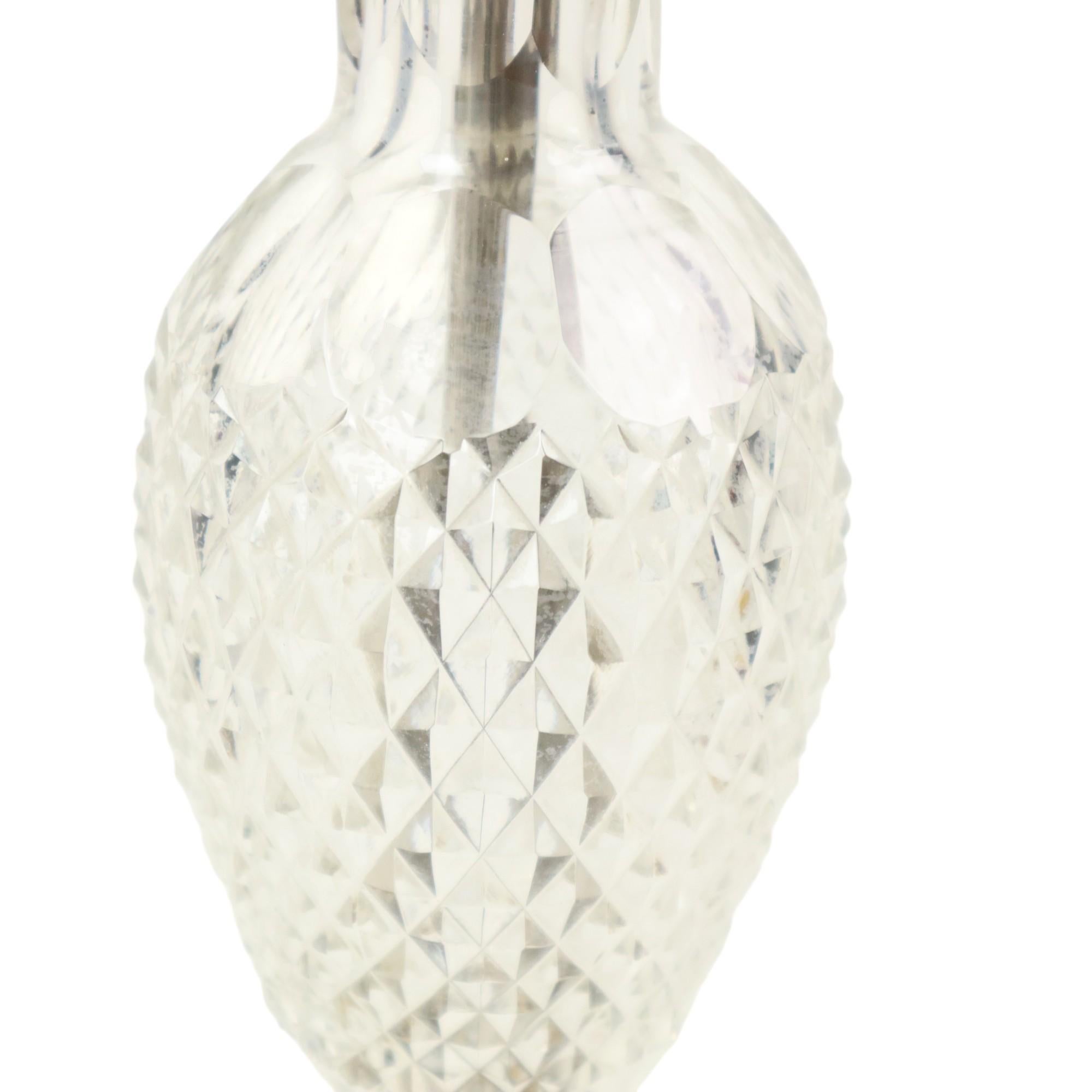 Empire Table Lamp Cut Crystal Diamond Pattern Gilded Bronze For Sale 1