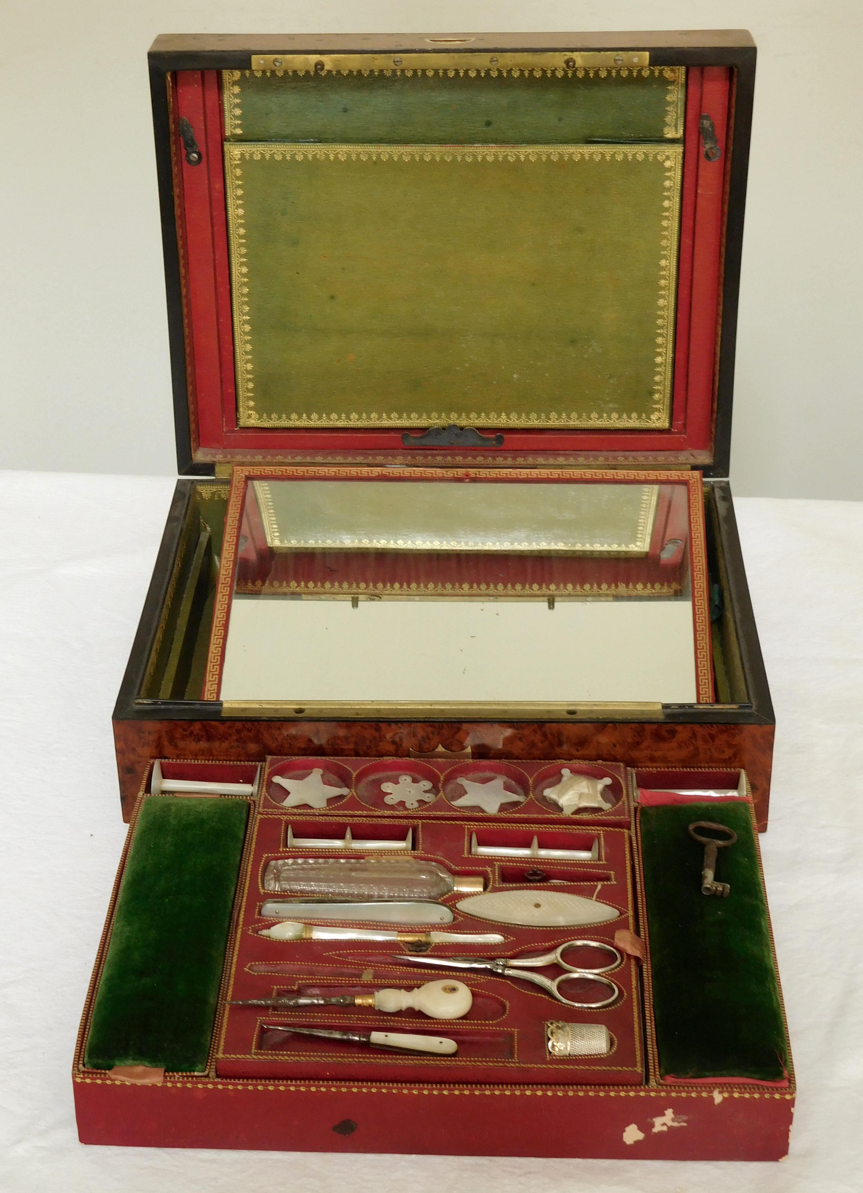 Empire Travel Sewing & Writing Set, France, Early 19th Century, circa 1815 For Sale 3