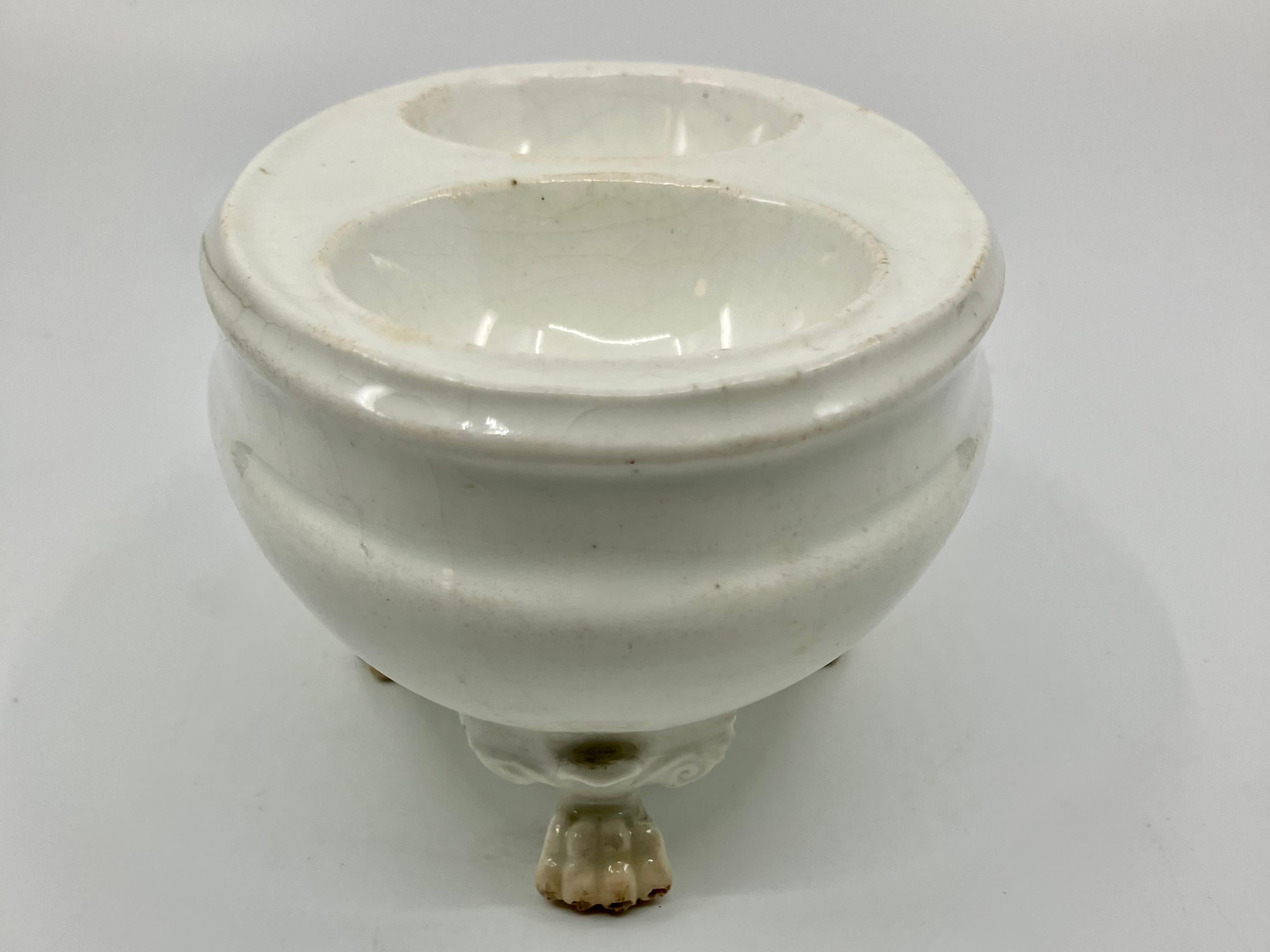 Sal y Pimienta de Porcelana Blanca Imperio Neoclásico en venta