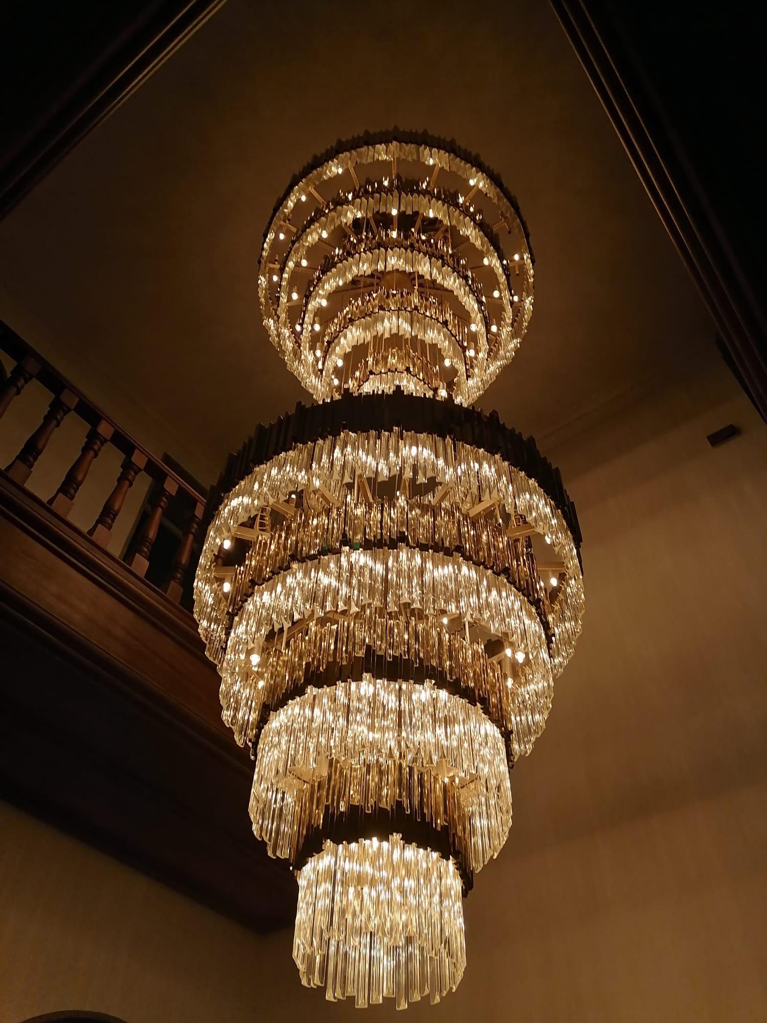 Modern Empire XL Chandelier in Gold Plated Brass with Crystal Glass Details by Luxxu For Sale