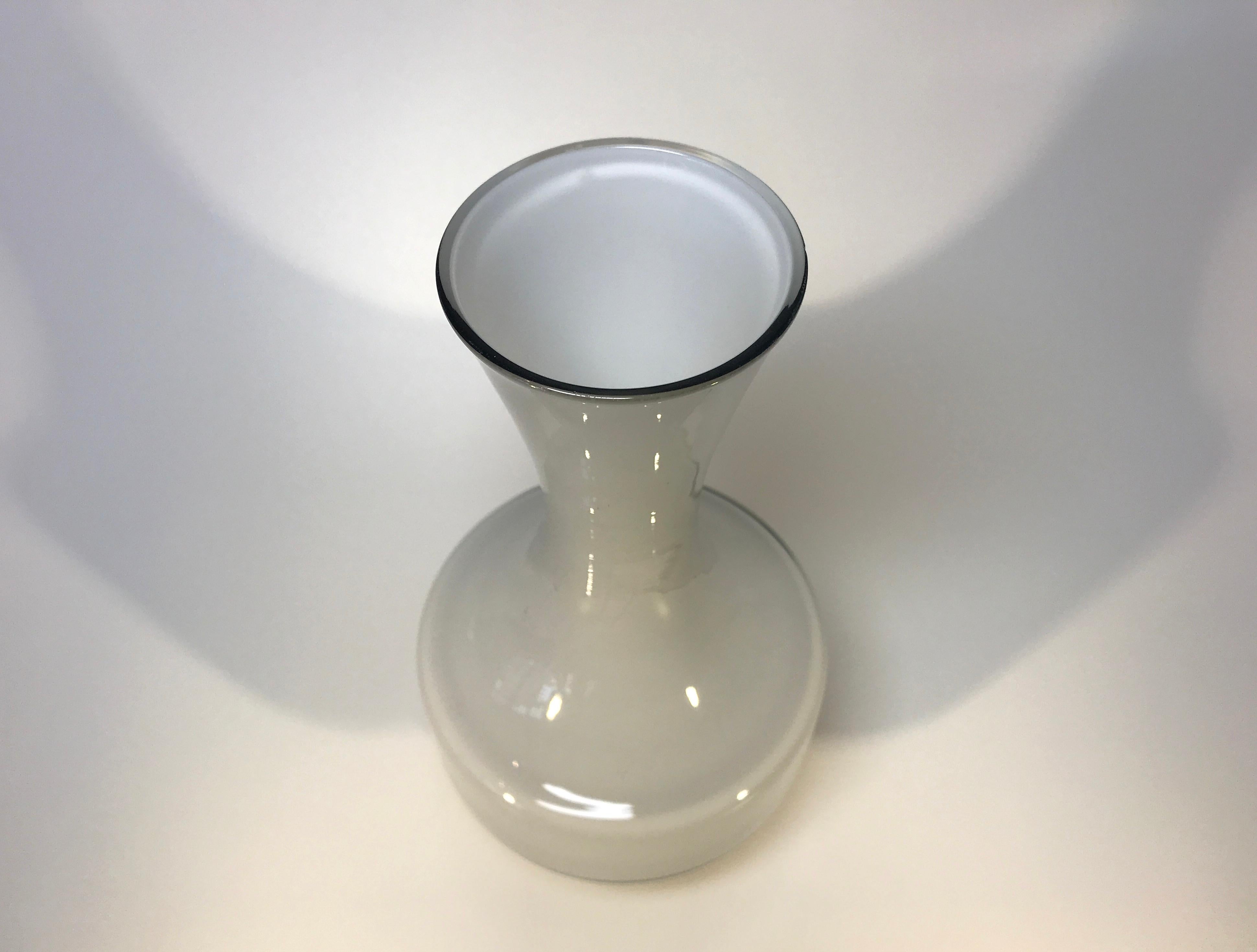 Mid-Century Modern Empoli Dove Grey Cased Glass Vase, Retro Italian Shape, Mid-20th Century