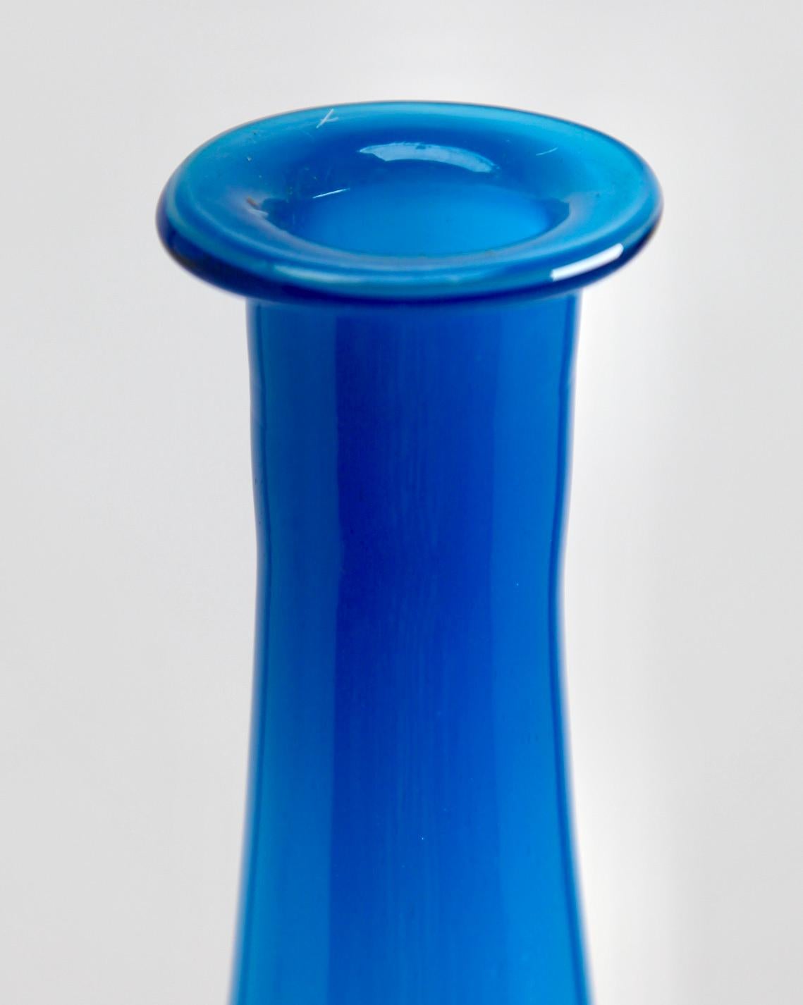 Empoli 'Florenz, Italien' Große Vase 'Soliflower' aus Opalin, 1960er Jahre (Moderne der Mitte des Jahrhunderts) im Angebot