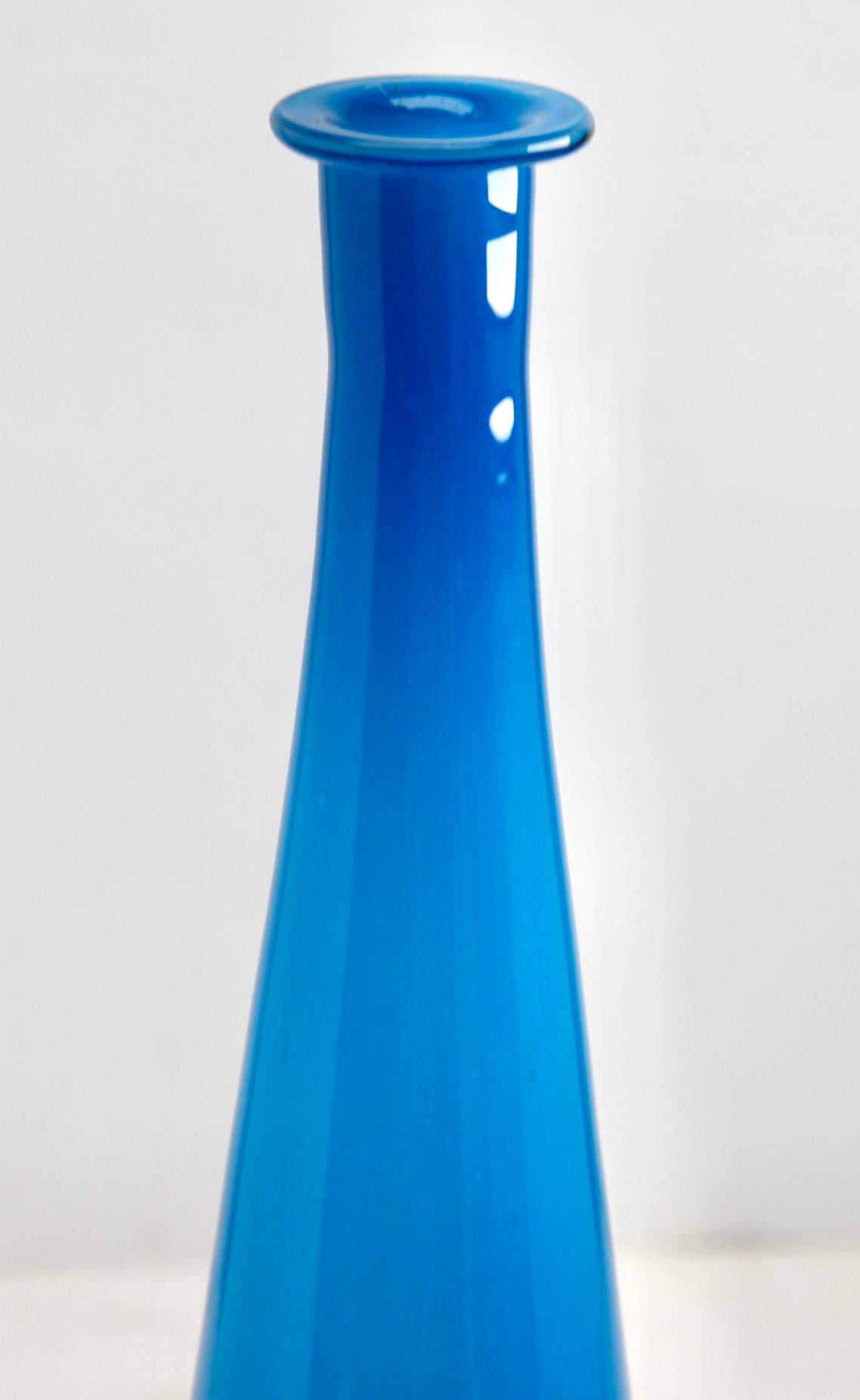 Empoli 'Florenz, Italien' Große Vase 'Soliflower' aus Opalin, 1960er Jahre im Zustand „Gut“ im Angebot in Verviers, BE