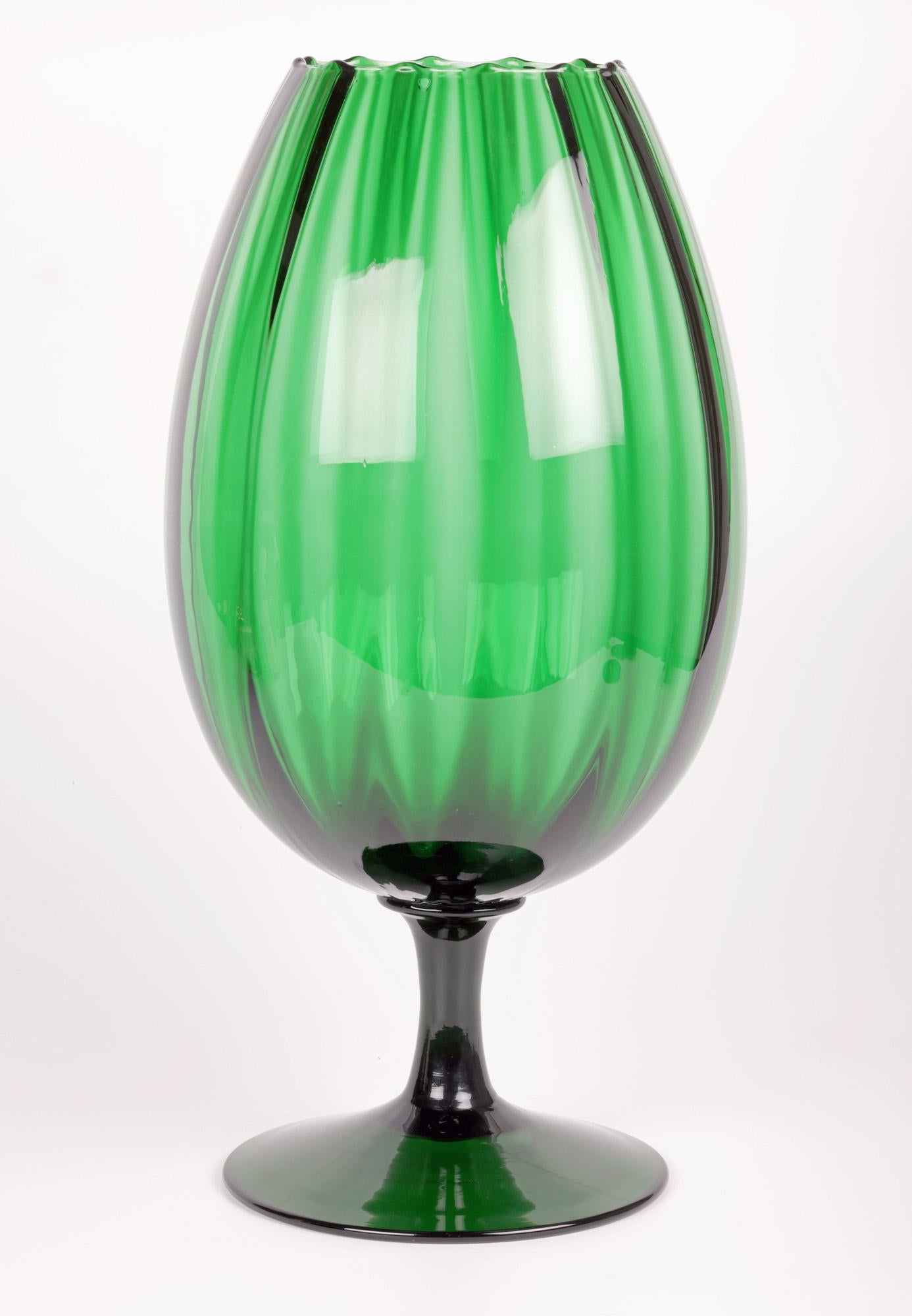 Empoli Italian Large Green Art Glass Pedestal Goblet Vase In Good Condition In Bishop's Stortford, Hertfordshire