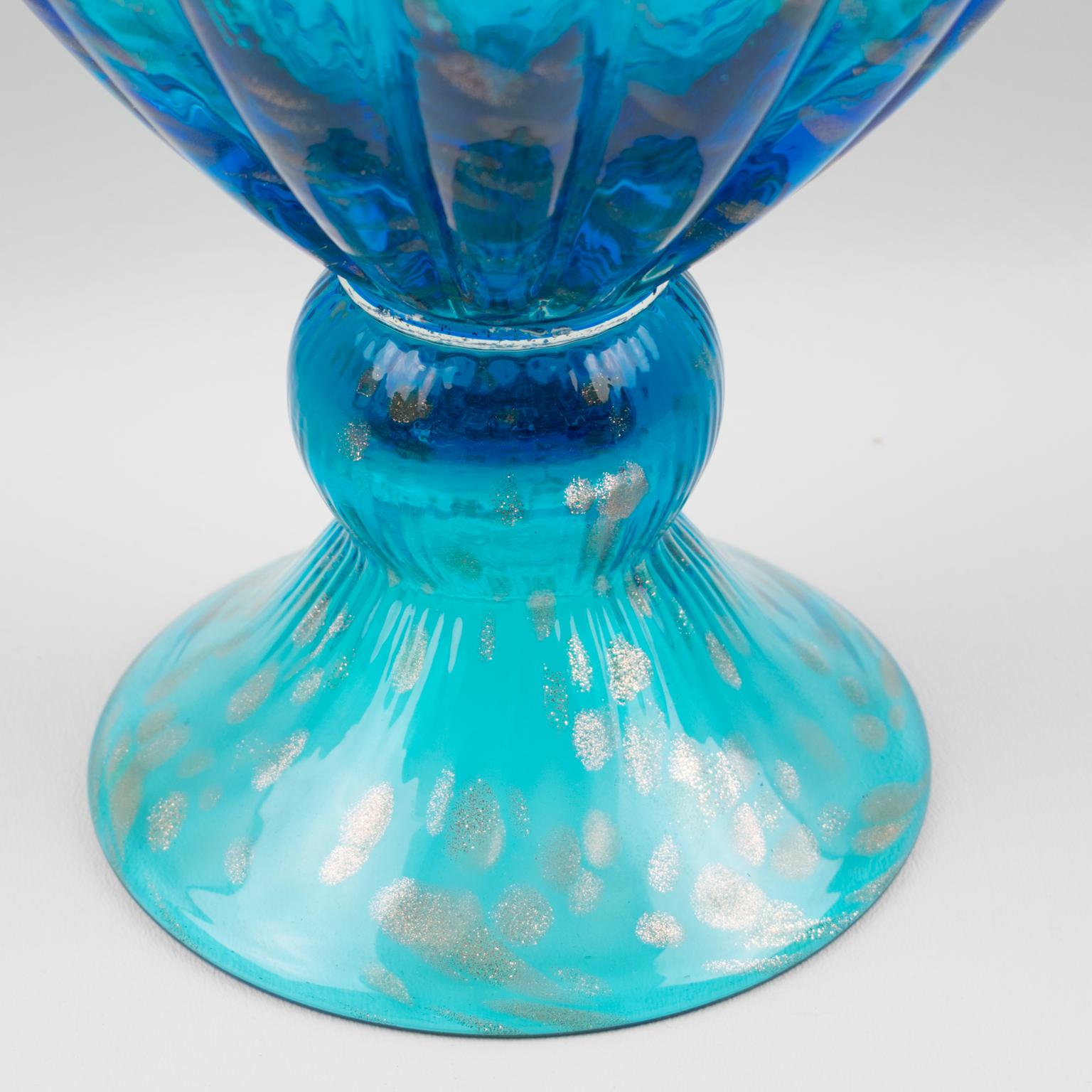 Empoli Italy Turquoise Glass Lidded Apothecary Jar Dispenser In Excellent Condition In Atlanta, GA