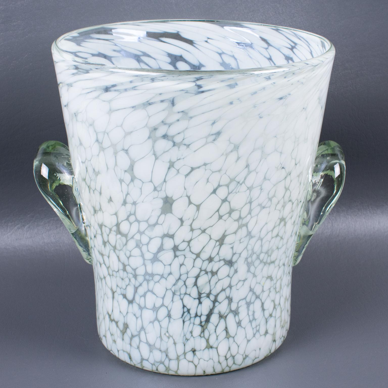 1960s Italian glass champagne cooler or wine cooler or ice bucket. Mouth-blown in Empoli, Italy. Lovely white bubbles flowing pattern with clear handles on sides. Polished pontil mark on the bottom. No visible maker's mark.
Measurements: 9.44 in.