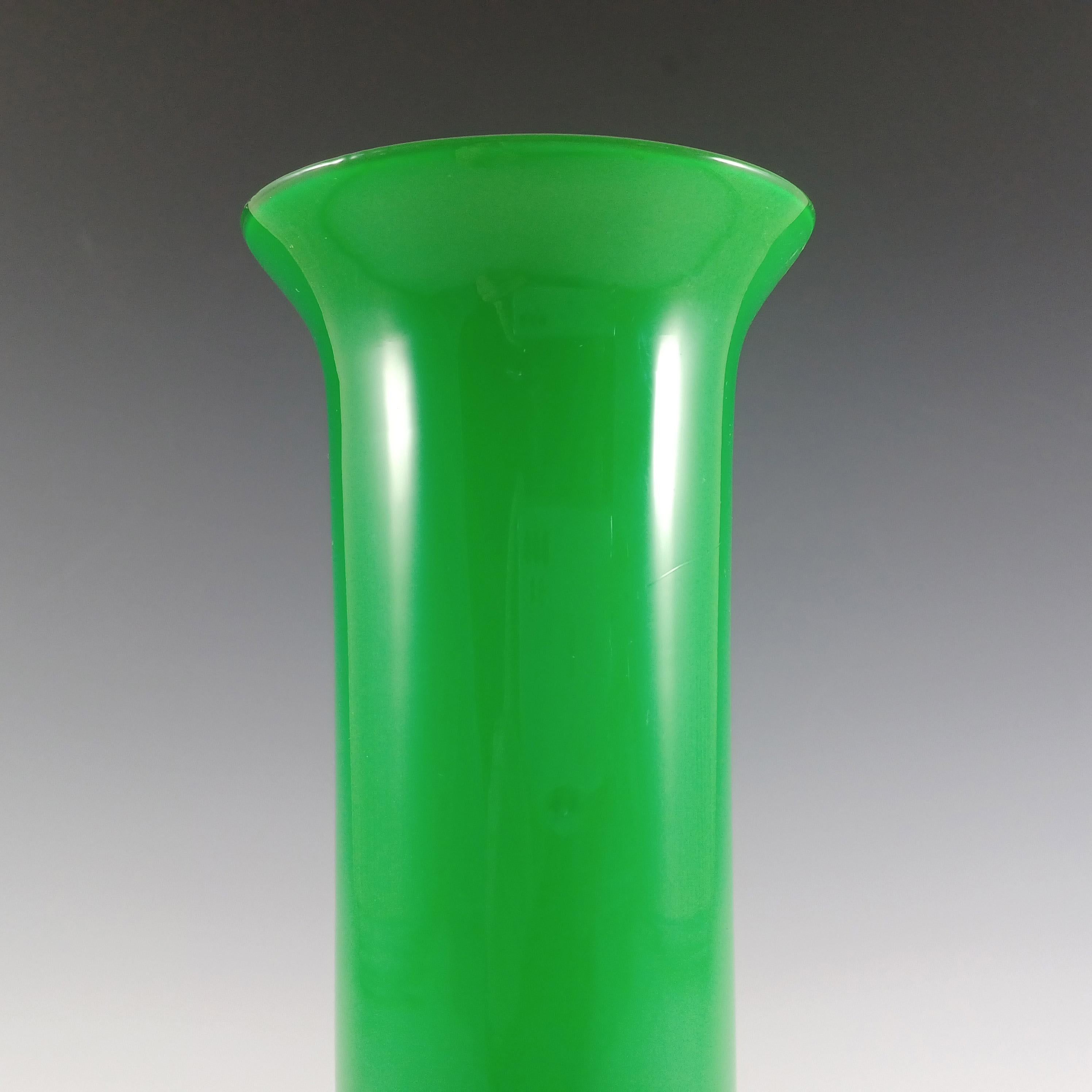 Empoli Jarrón de cristal retro opalino verde italiano vintage en Bueno estado para la venta en Bolton, GB