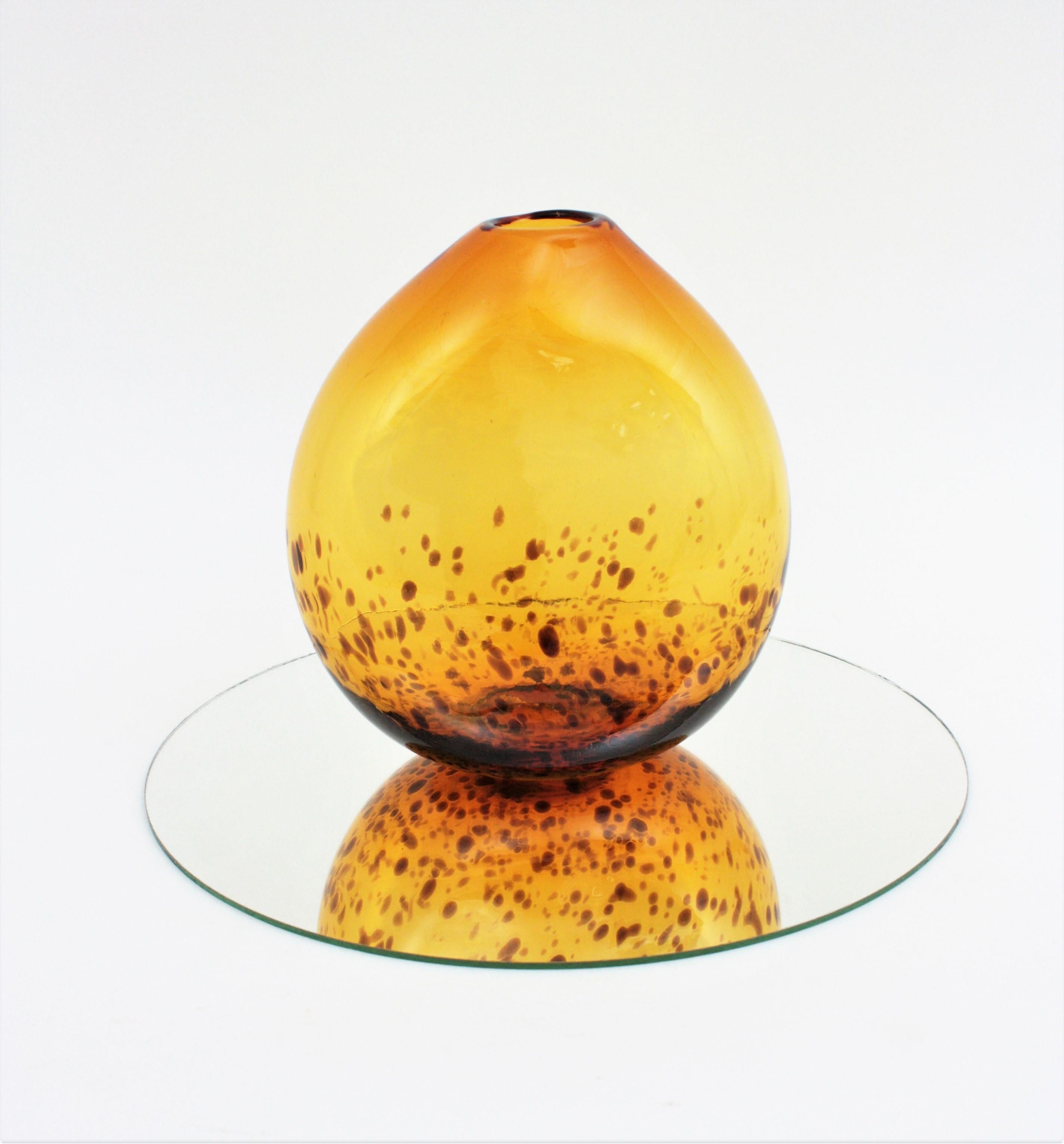 Mid-Century Modern Empoli Yellow Amber Tartaruga Italian Art Glass Vase For Sale