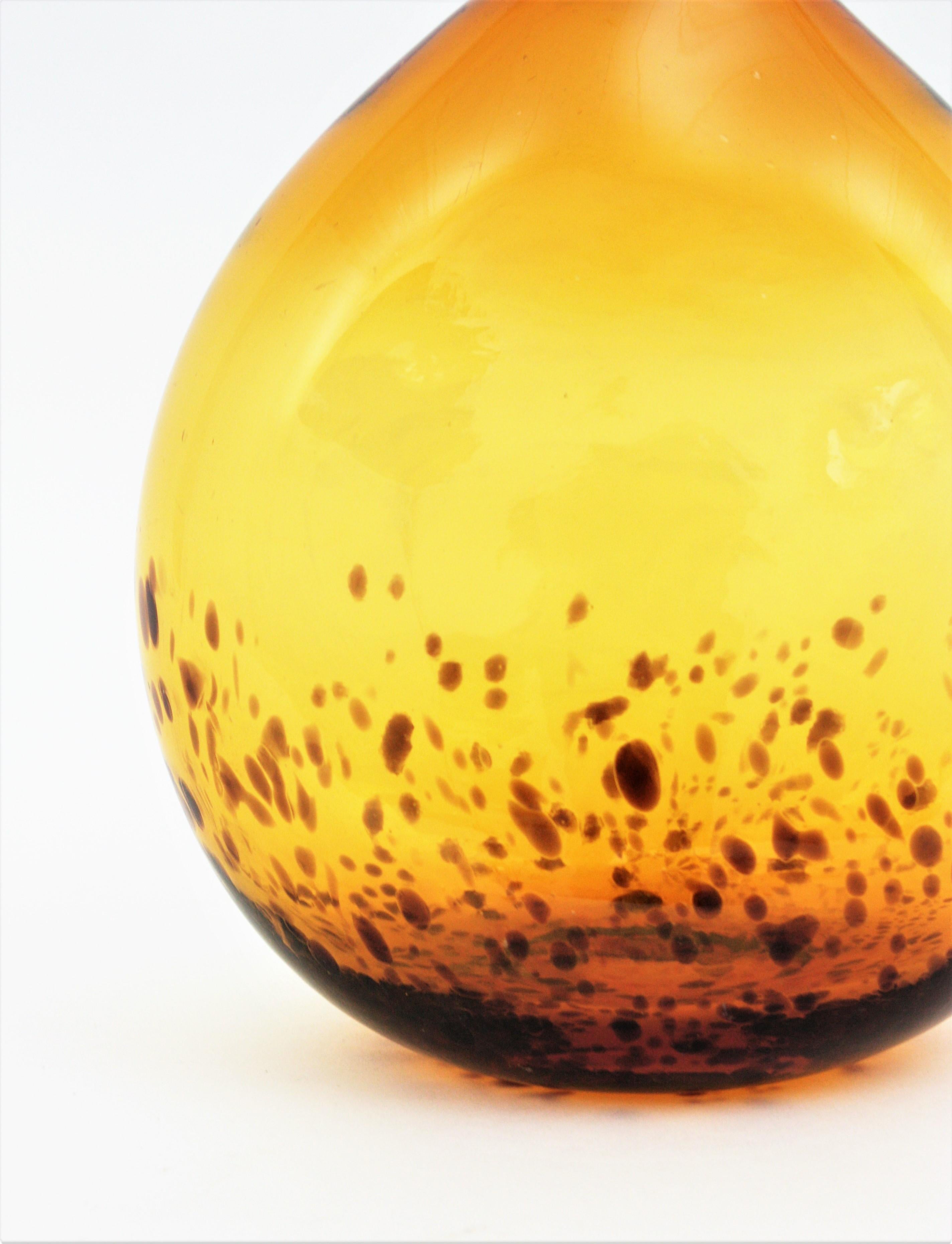 Empoli Yellow Amber Tartaruga Italian Art Glass Vase For Sale 2