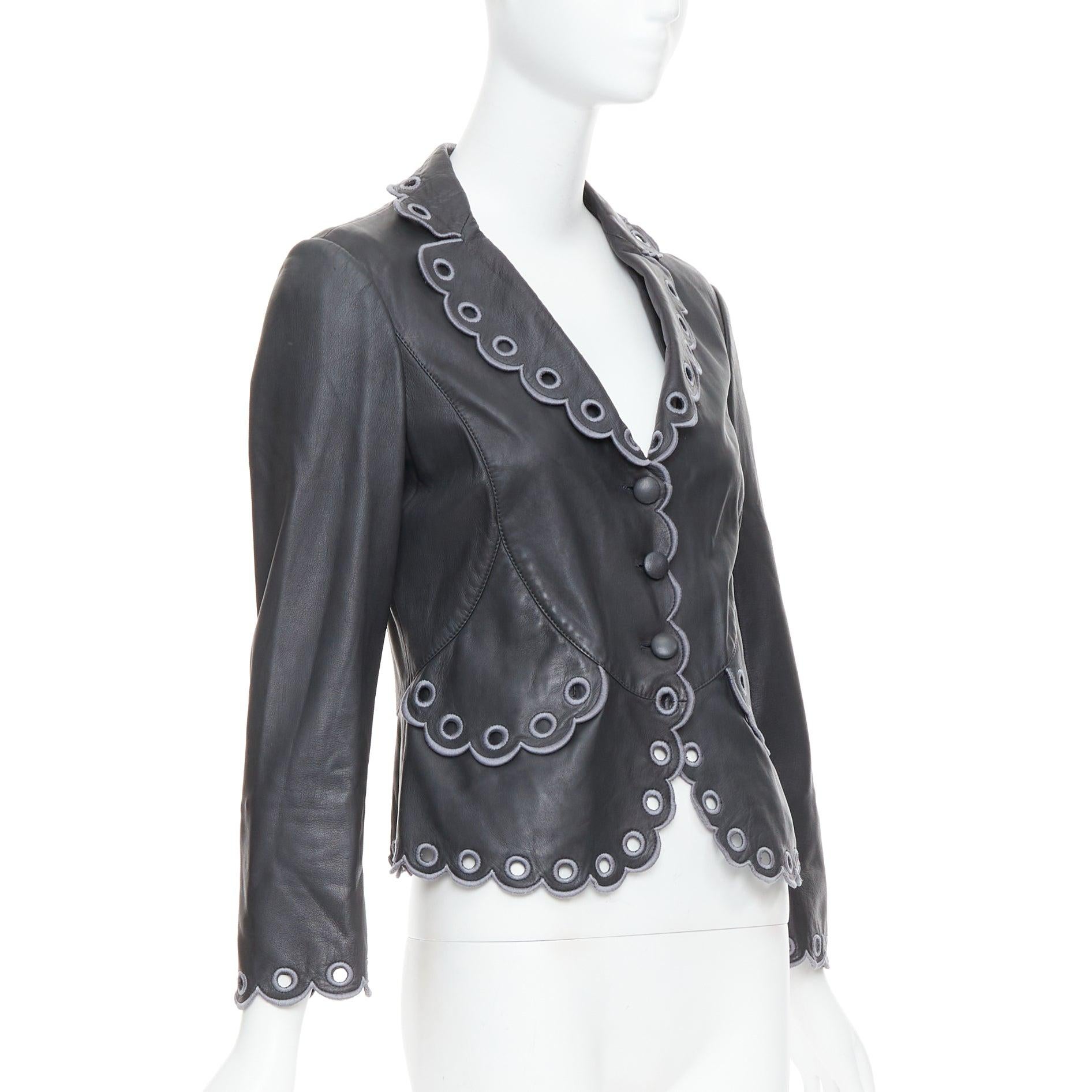 EMPORIO ARMANI 2009 black lambskin embroidered scalloped trim crop jacket IT40 S In Good Condition For Sale In Hong Kong, NT